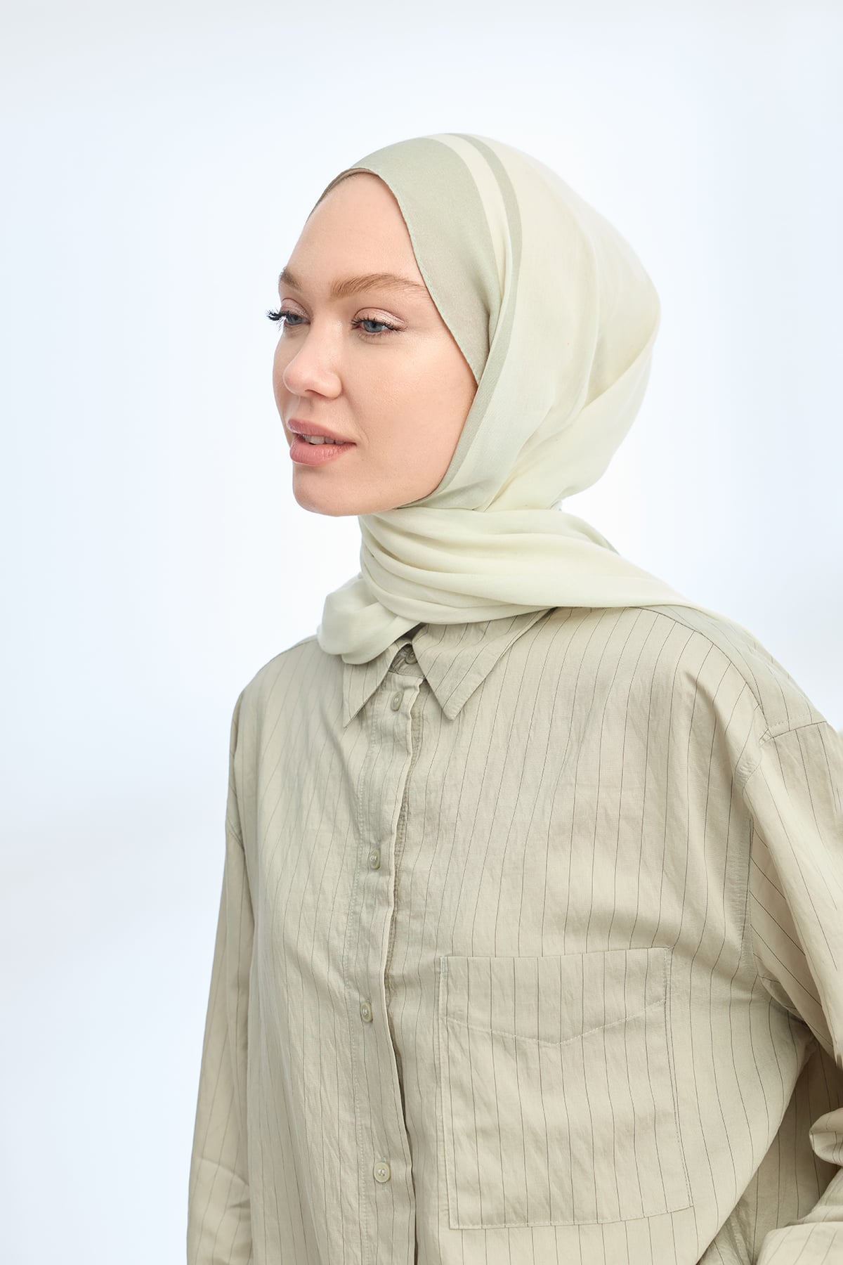 ELEGANT HARMONY FRAME DESEN ŞAL - KREM - MENTOL