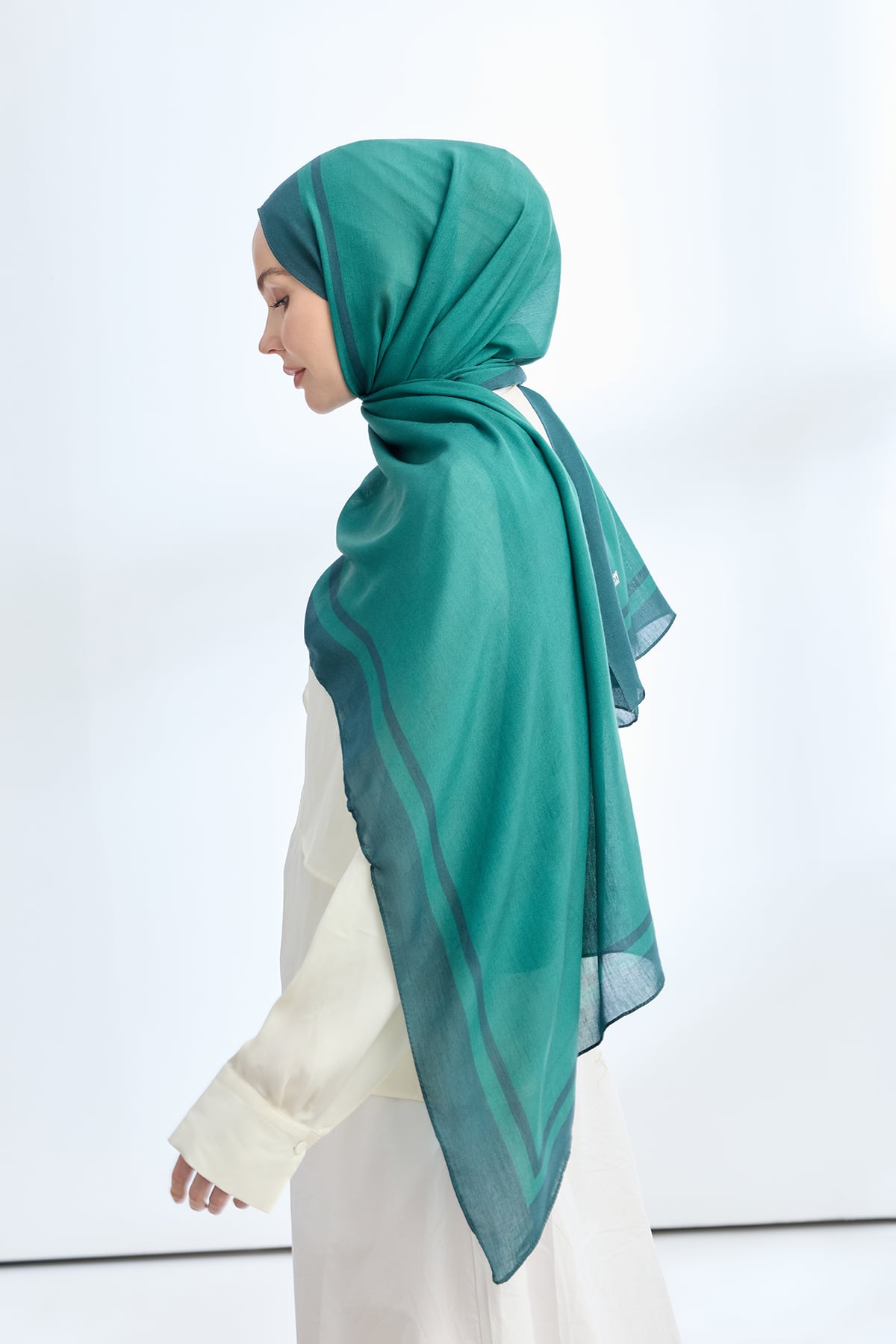 ELEGANT HARMONY FRAME DESEN ŞAL - ZÜMRÜT