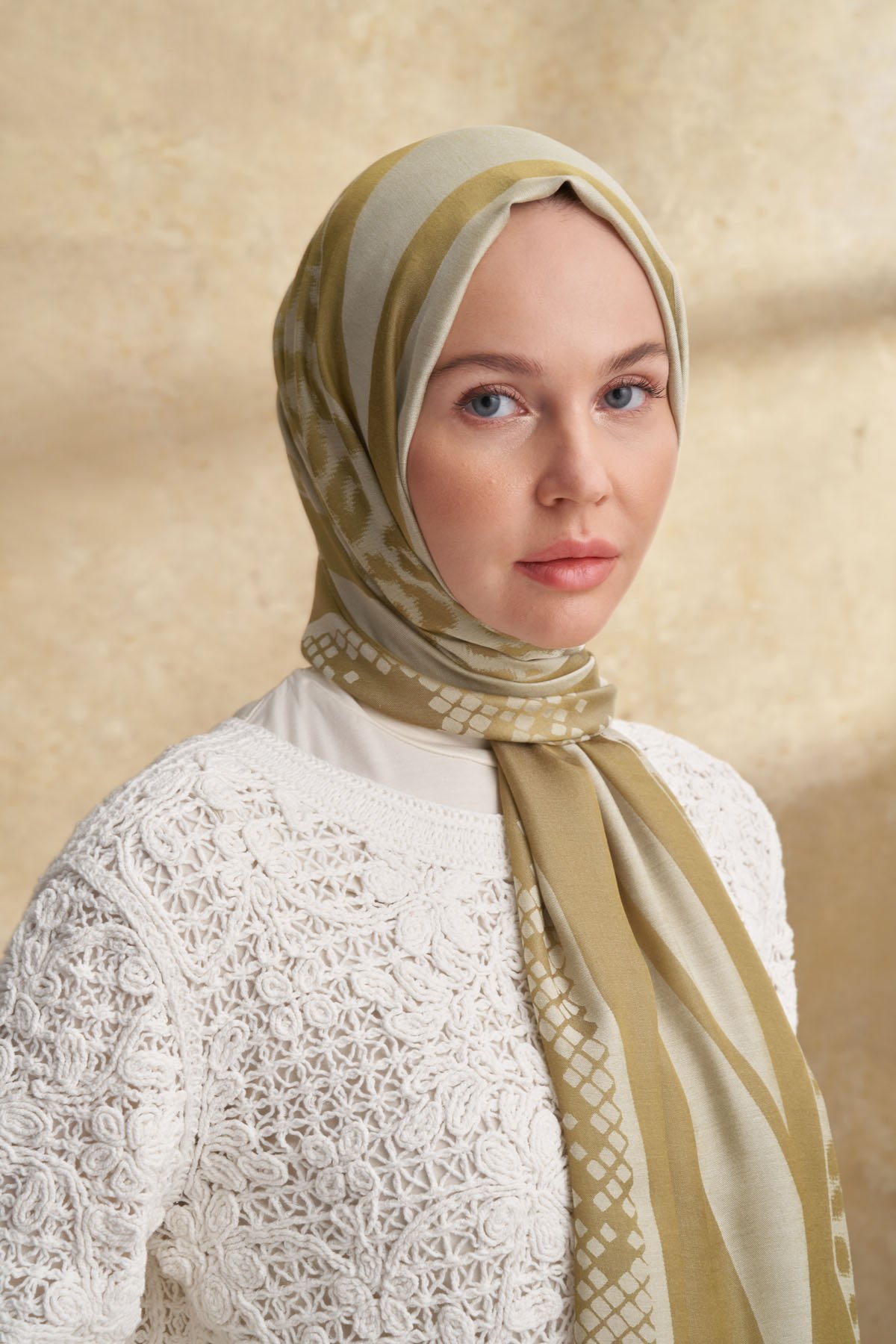 FIORI JAKAR LEOPAR MIX DESEN ŞAL - YAĞ YEŞİLİ