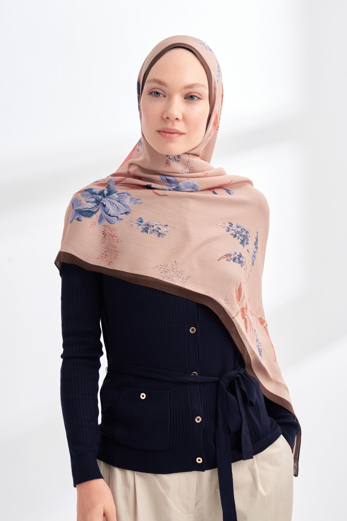 FLORAL ARCHIVE AVELINE DESEN ŞAL - ACI KAHVE - CAMEL