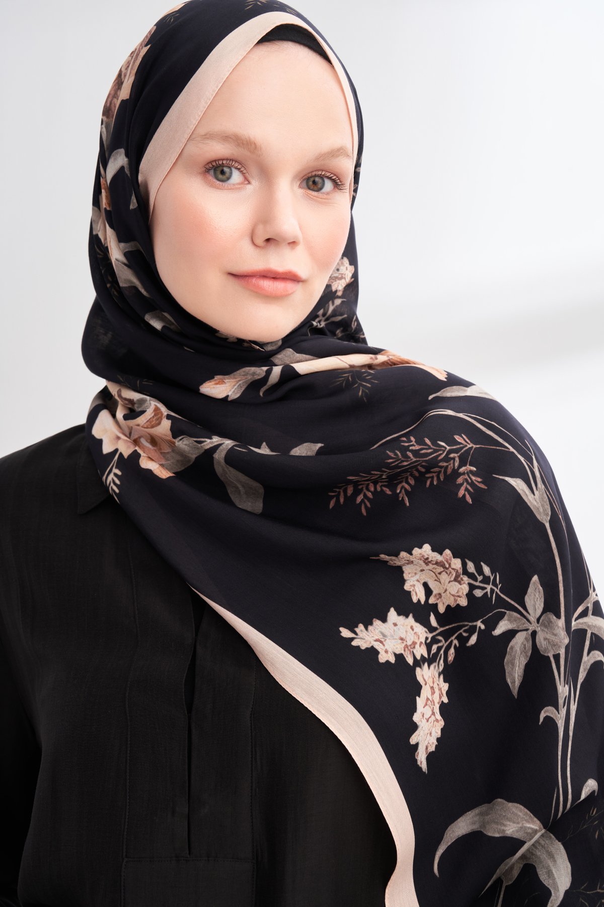 FLORAL ARCHIVE AVELINE DESEN ŞAL - BEJ - SİYAH