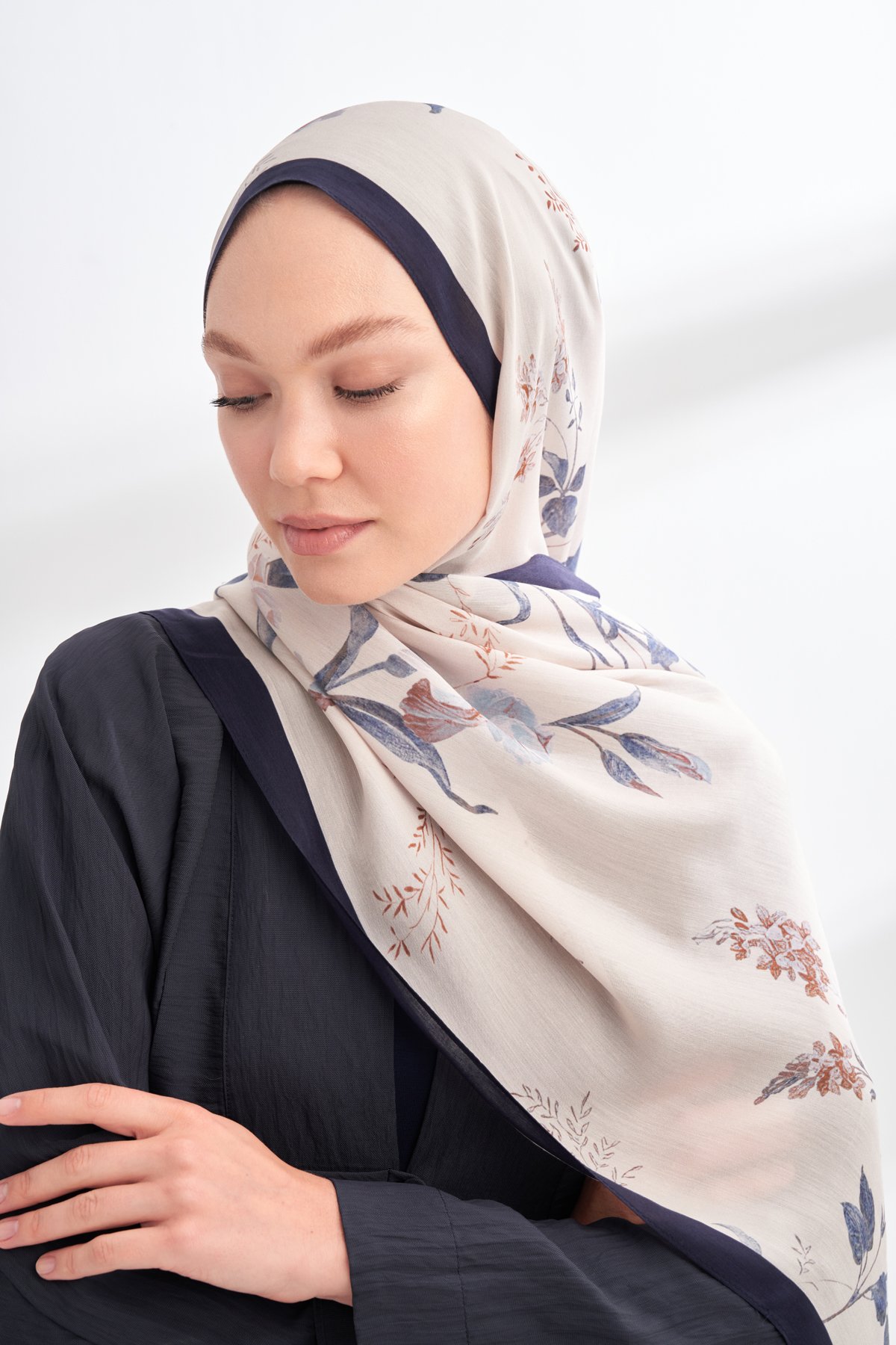 FLORAL ARCHIVE AVELINE DESEN ŞAL - LACİVERT - KREM