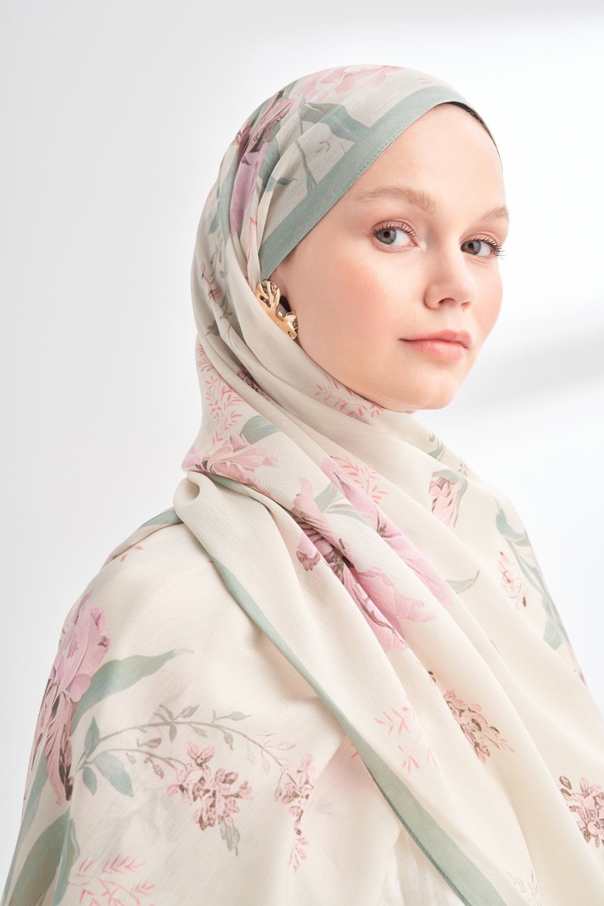 FLORAL ARCHIVE AVELINE DESEN ŞAL - NİL YEŞİLİ