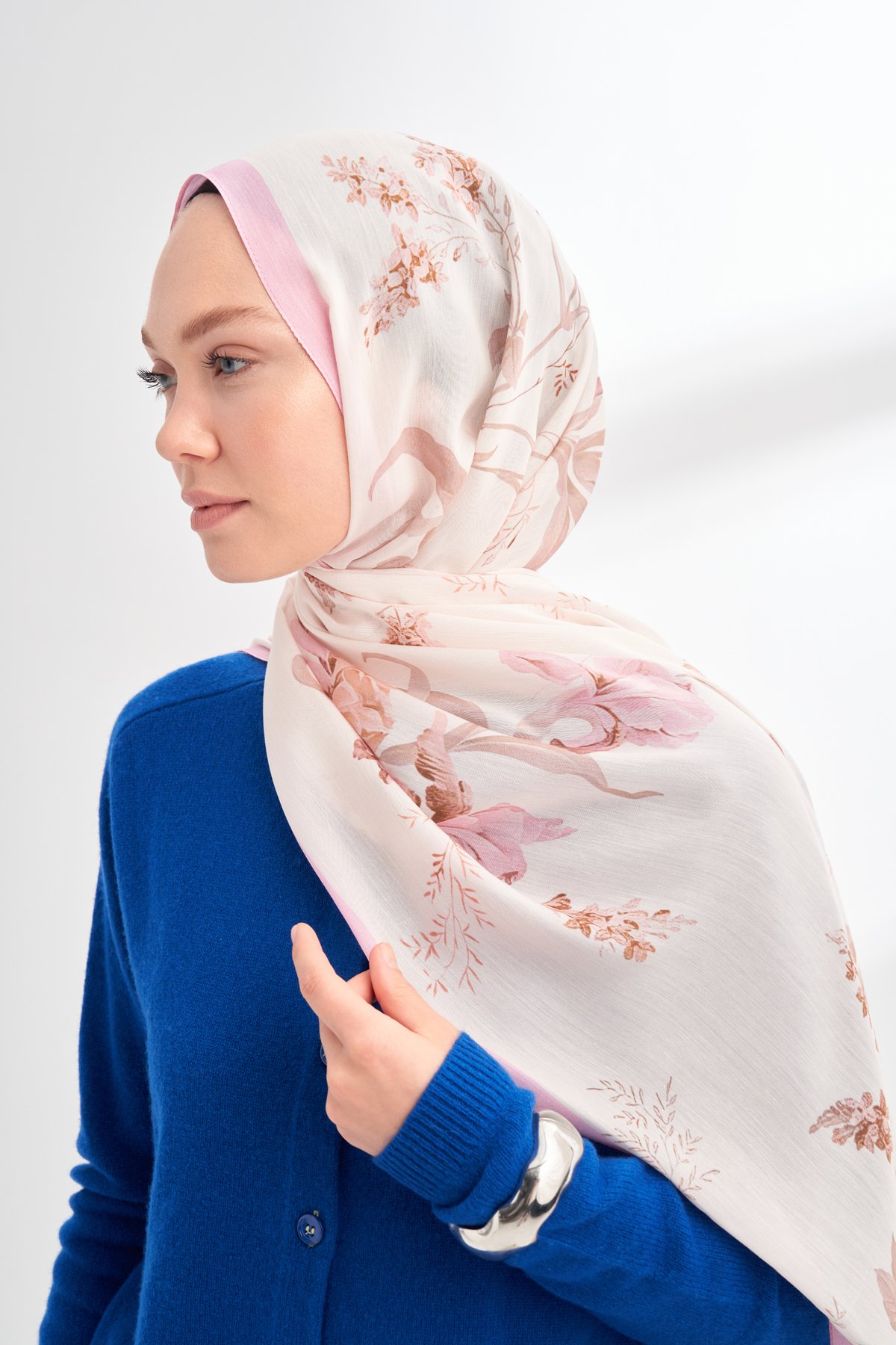 FLORAL ARCHIVE AVELINE DESEN ŞAL - PUDRA - EKRU