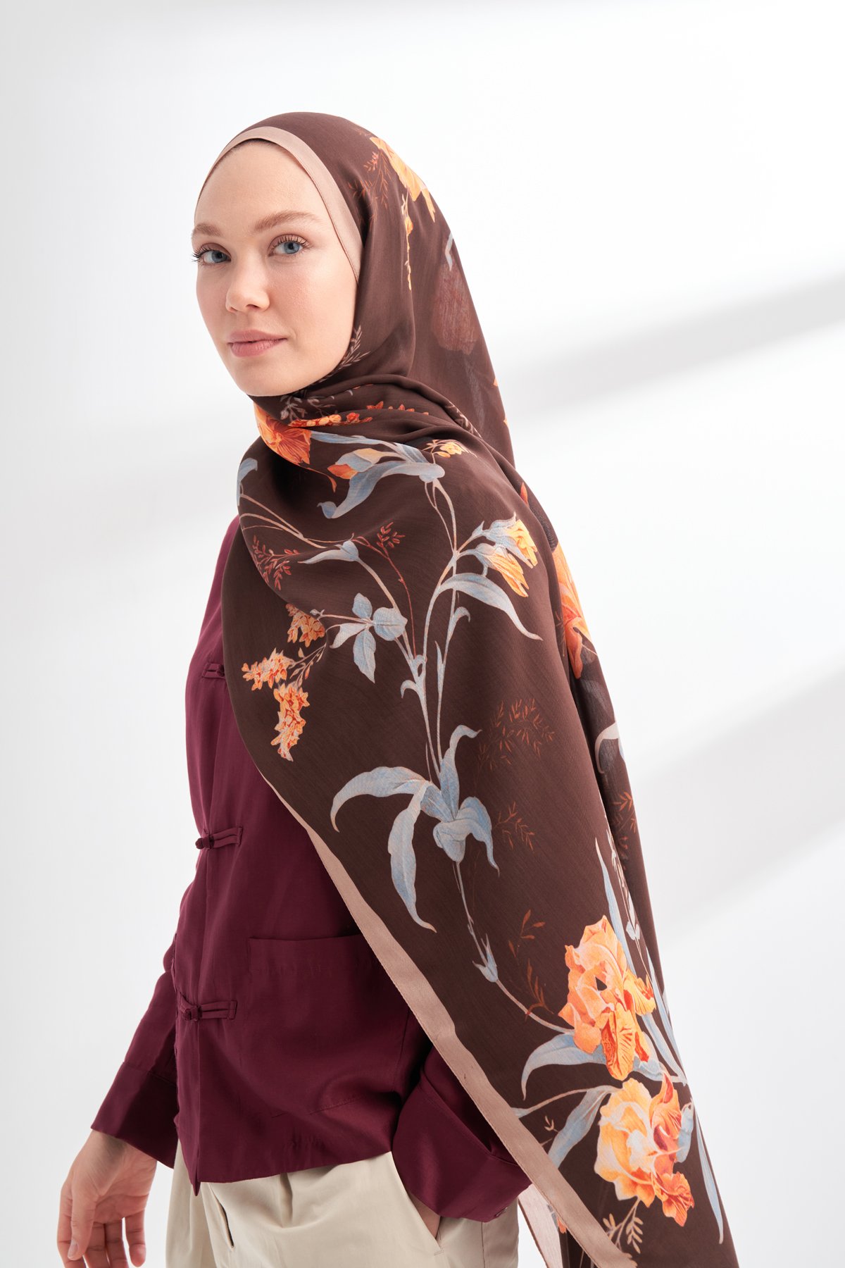 FLORAL ARCHIVE AVELINE DESEN ŞAL - VİZON - KAHVE
