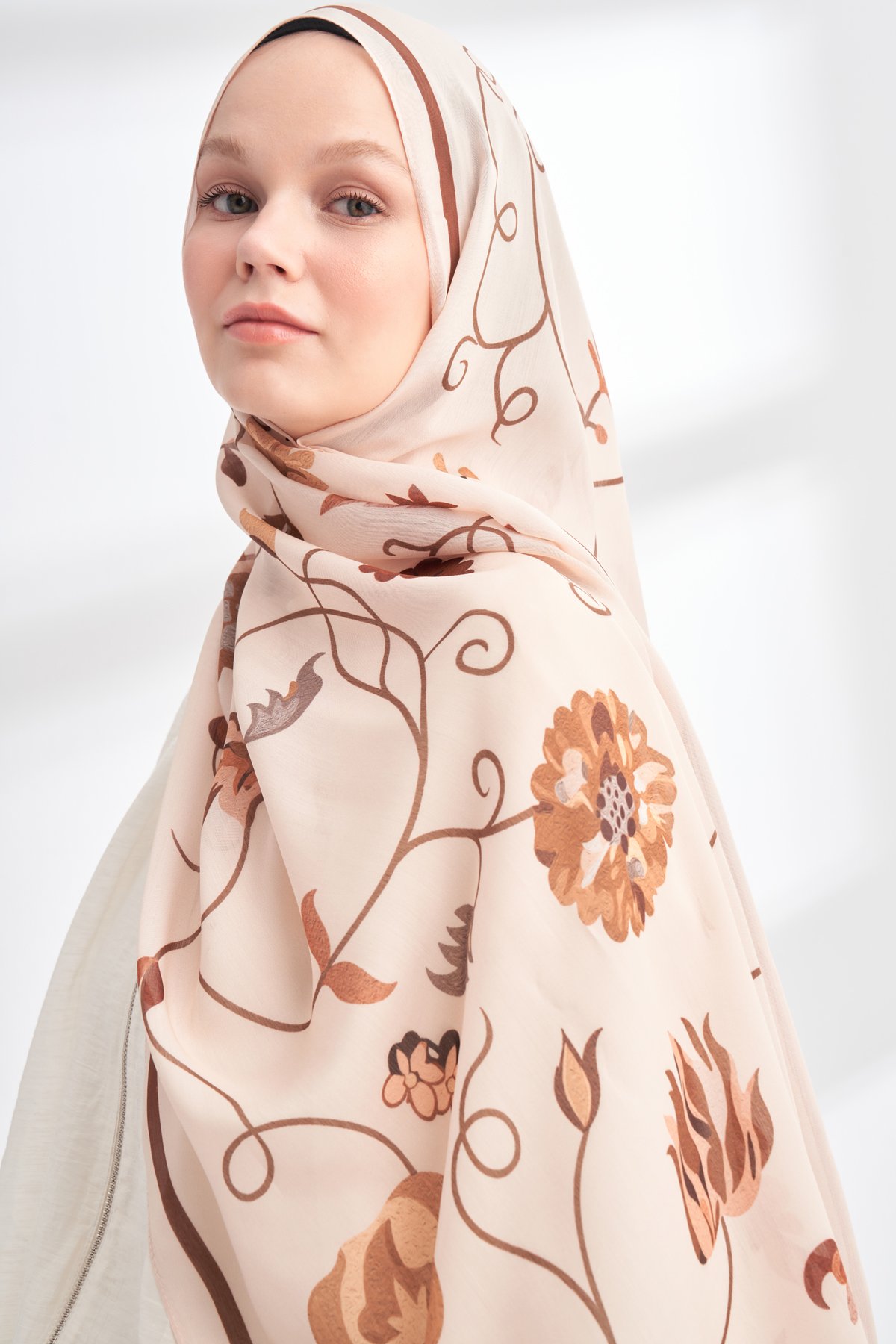 FLORAL ARCHIVE FIORA DESEN ŞAL - EKRU