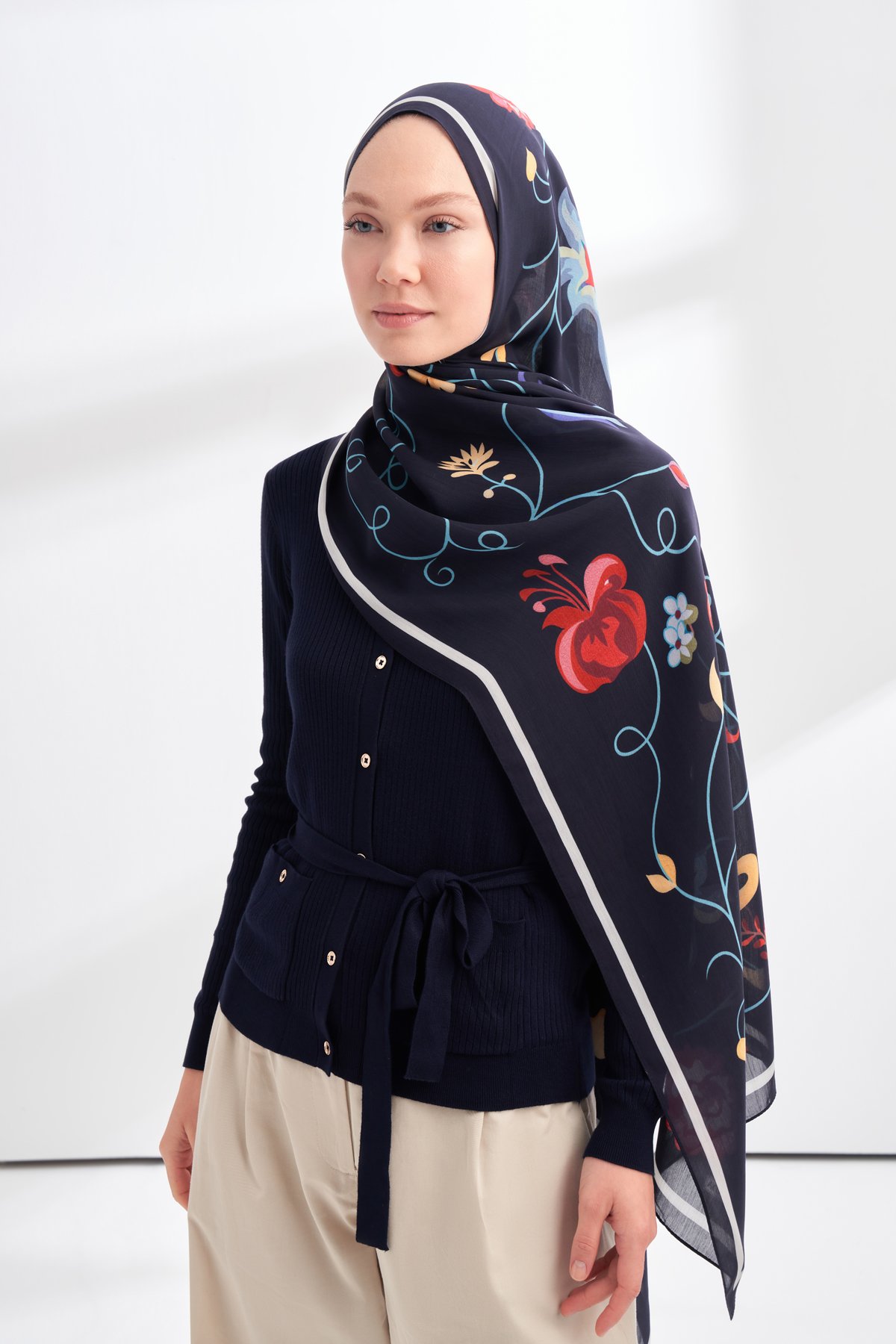 FLORAL ARCHIVE FIORA DESEN ŞAL - LACİVERT