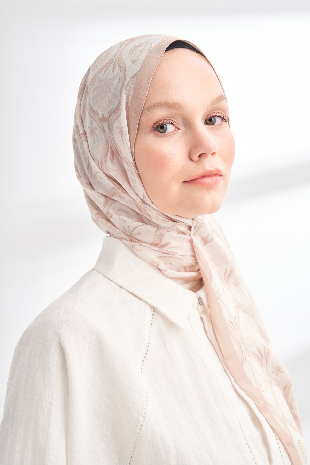 FLORAL ARCHIVE GROVE DESEN ŞAL - LATTE