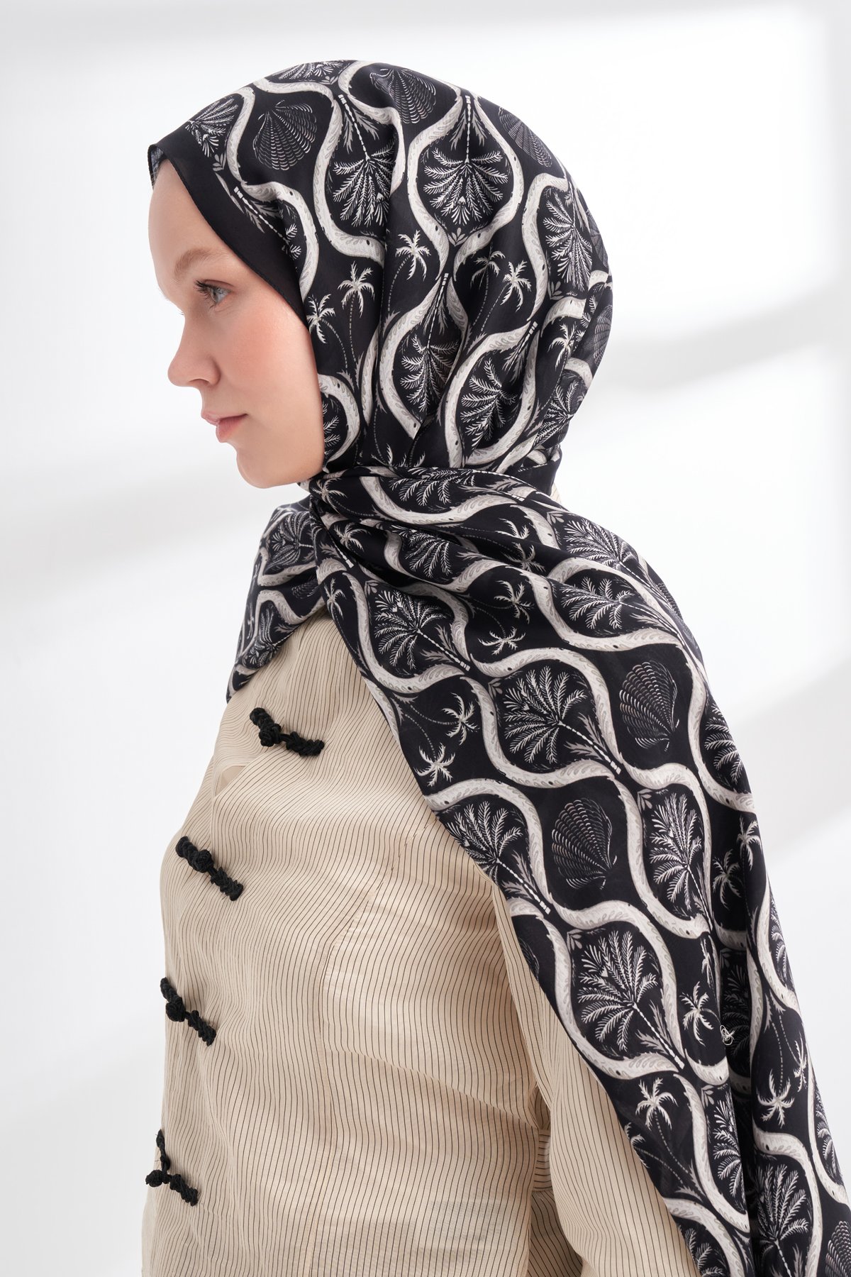 FLORAL ARCHIVE GROVE DESEN ŞAL - SİYAH