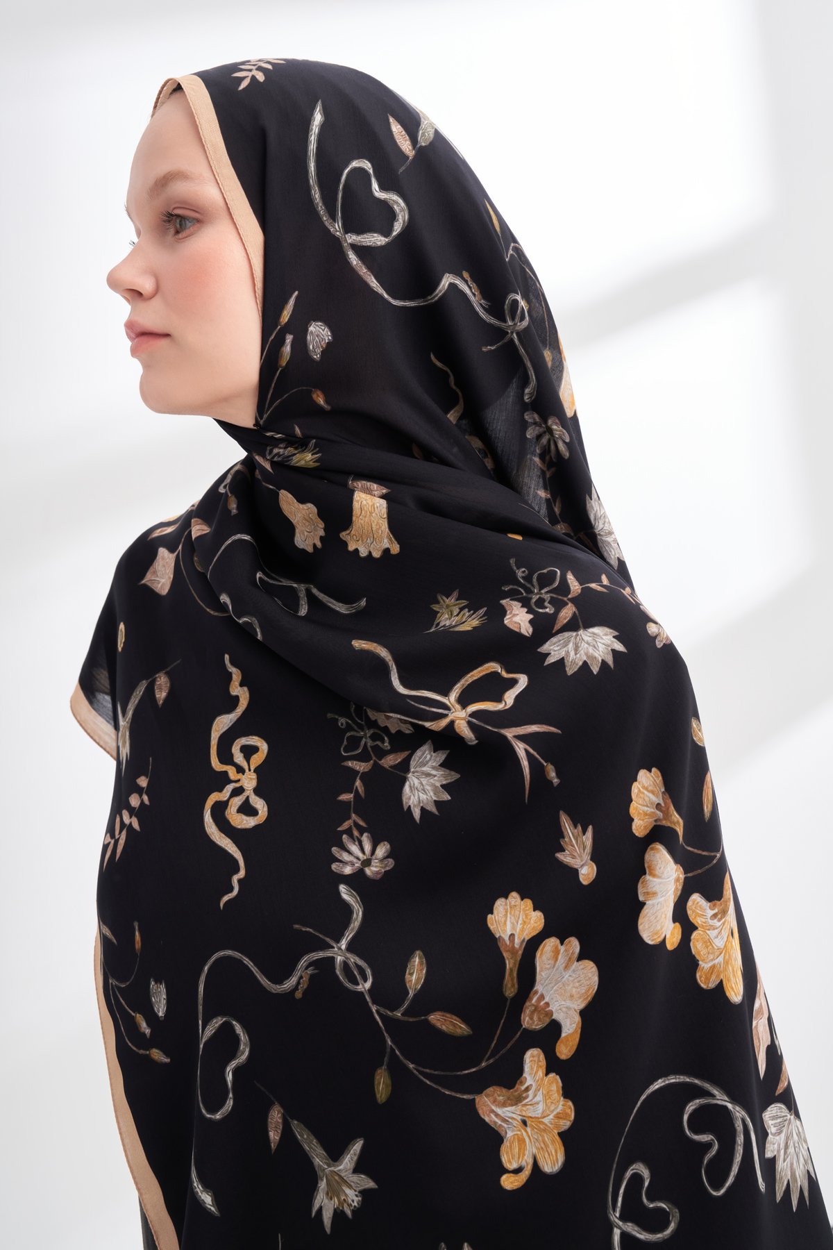 FLORAL ARCHIVE LAVINIA DESEN ŞAL - DORE - SİYAH