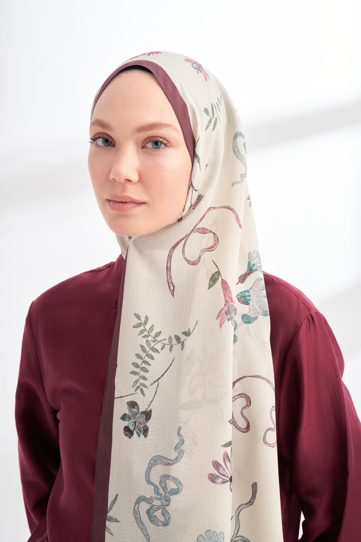 FLORAL ARCHIVE LAVINIA DESEN ŞAL - GÜL KURUSU