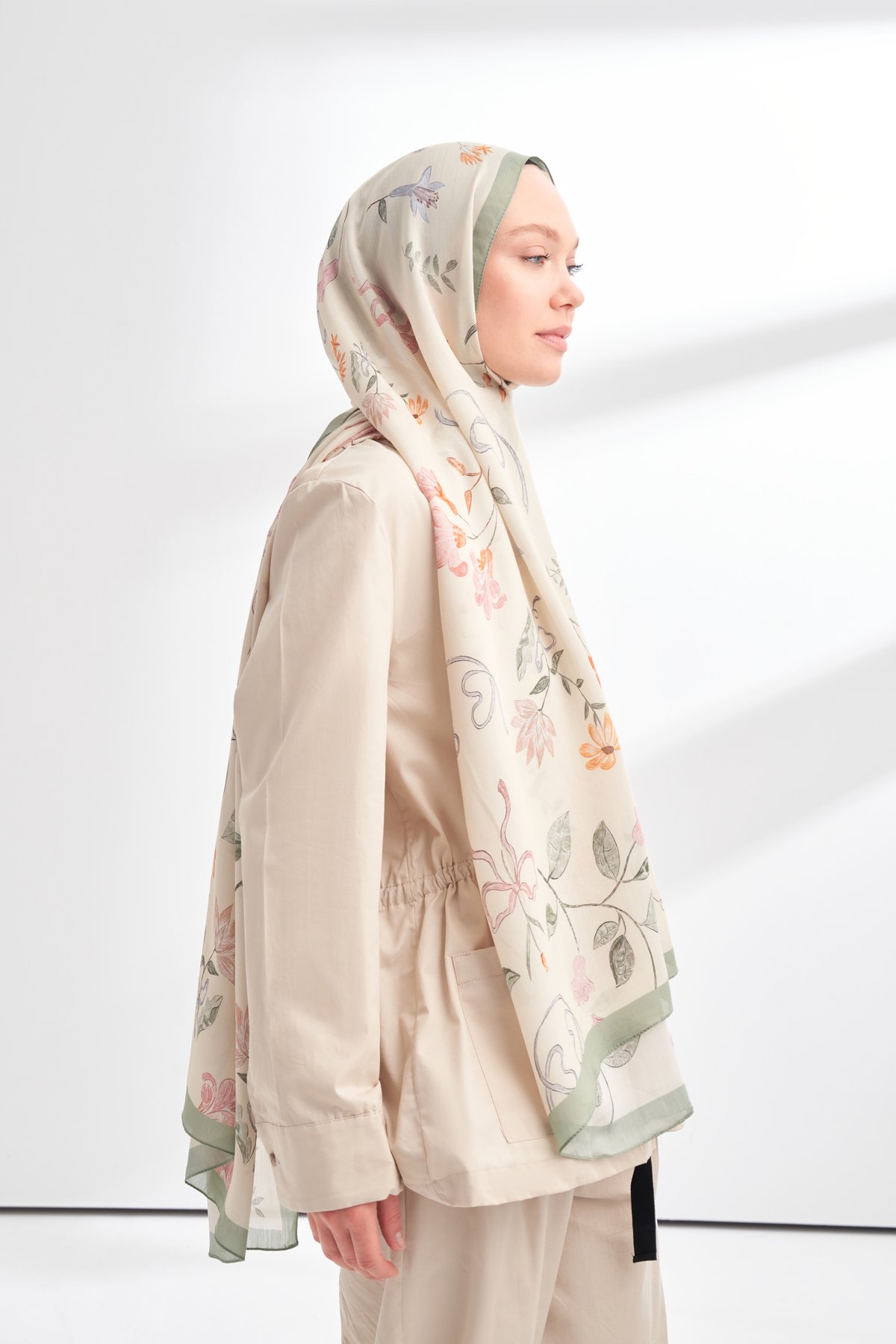 FLORAL ARCHIVE LAVINIA DESEN ŞAL - NİL YEŞİLİ