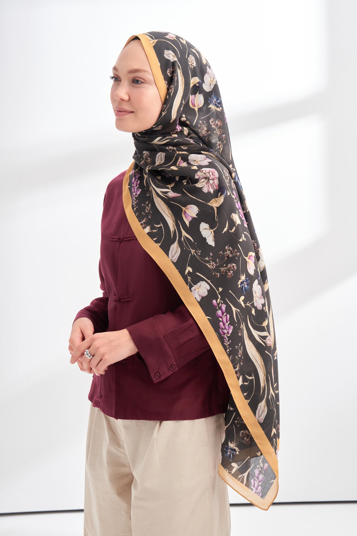 FLORAL ARCHIVE ROSALIE DESEN ŞAL - DORE - SİYAH