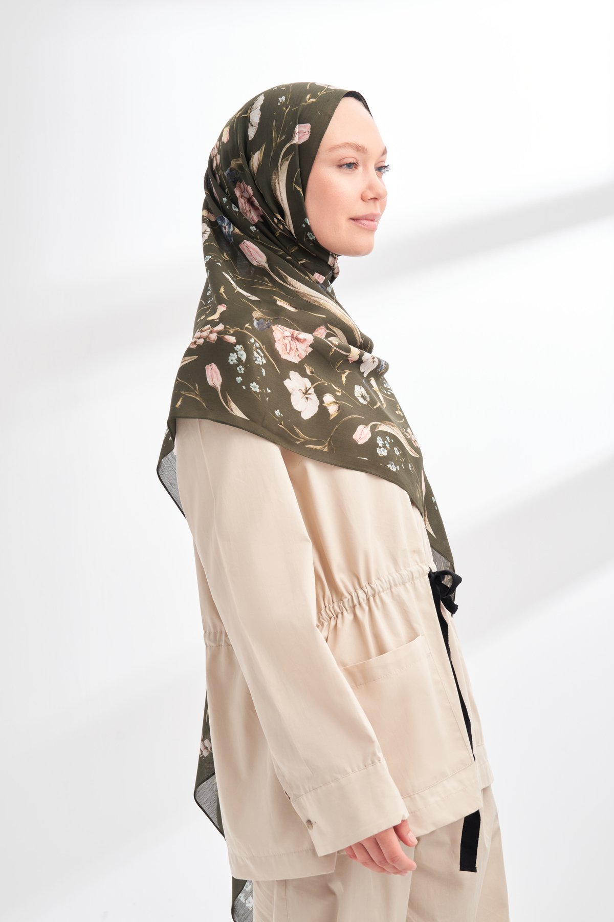 FLORAL ARCHIVE ROSALIE DESEN ŞAL - HAKİ