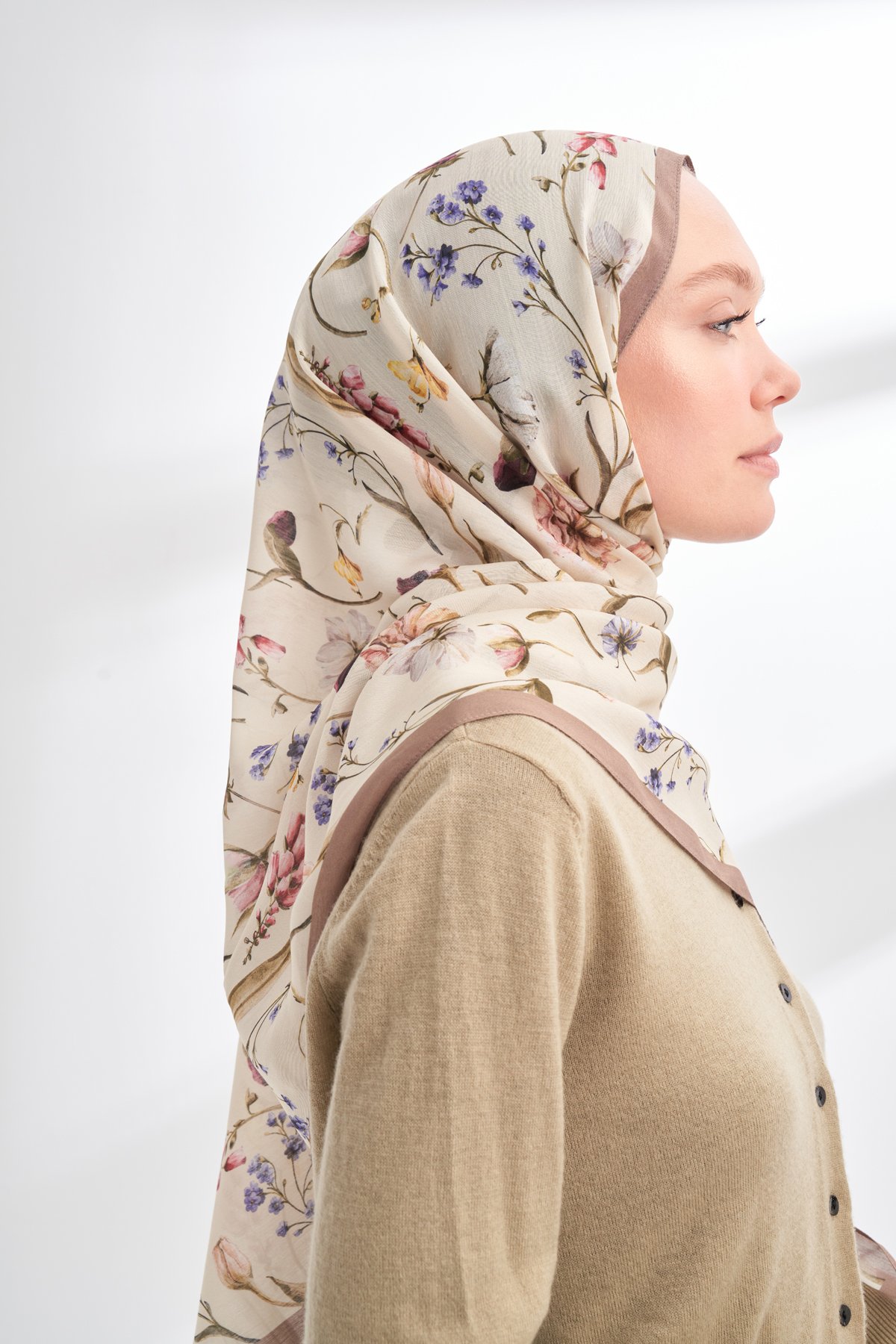 FLORAL ARCHIVE ROSALIE DESEN ŞAL - SÜTLÜ KAHVE - EKRU