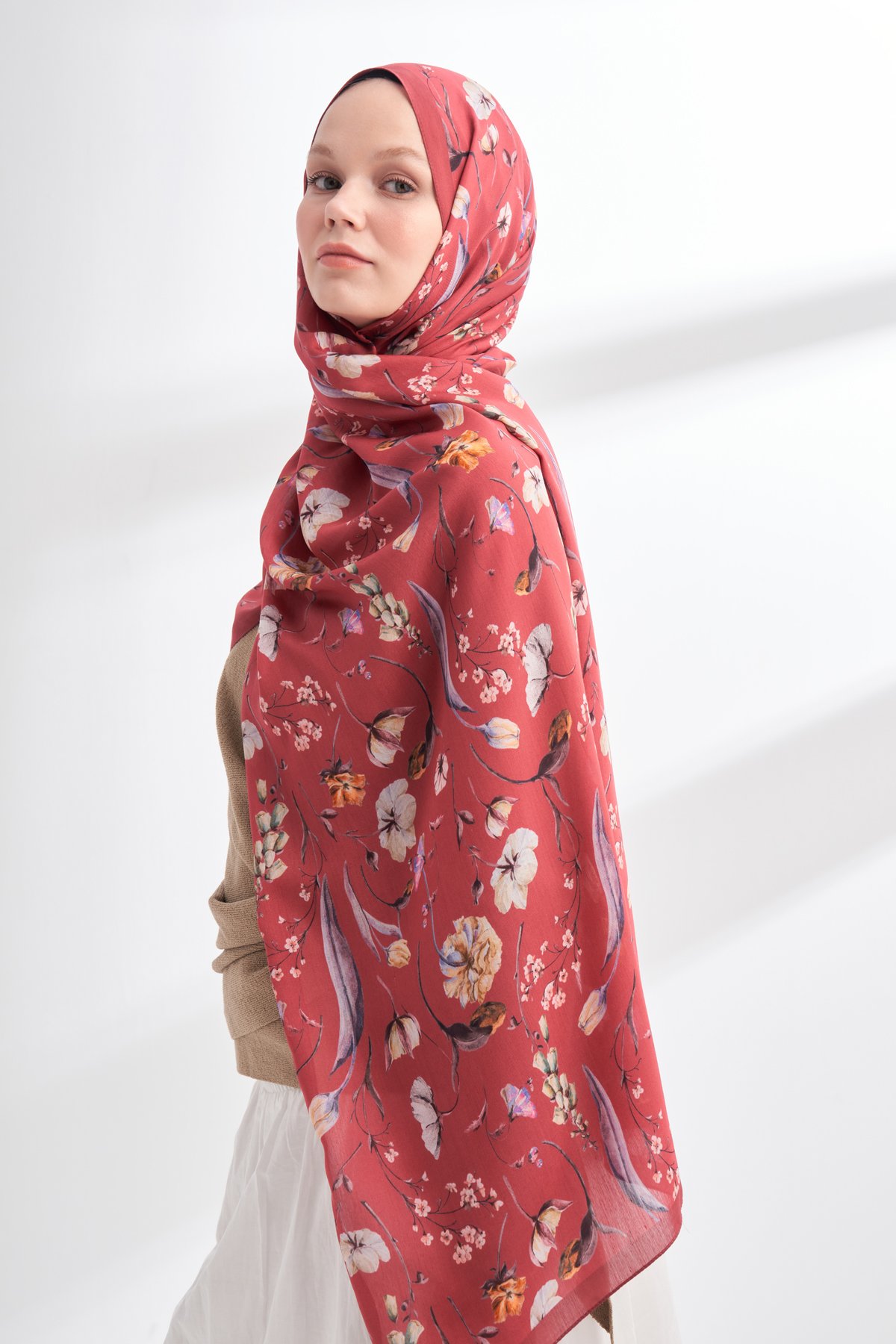 FLORAL ARCHIVE ROSALIE DESEN ŞAL - VİŞNE - BORDO