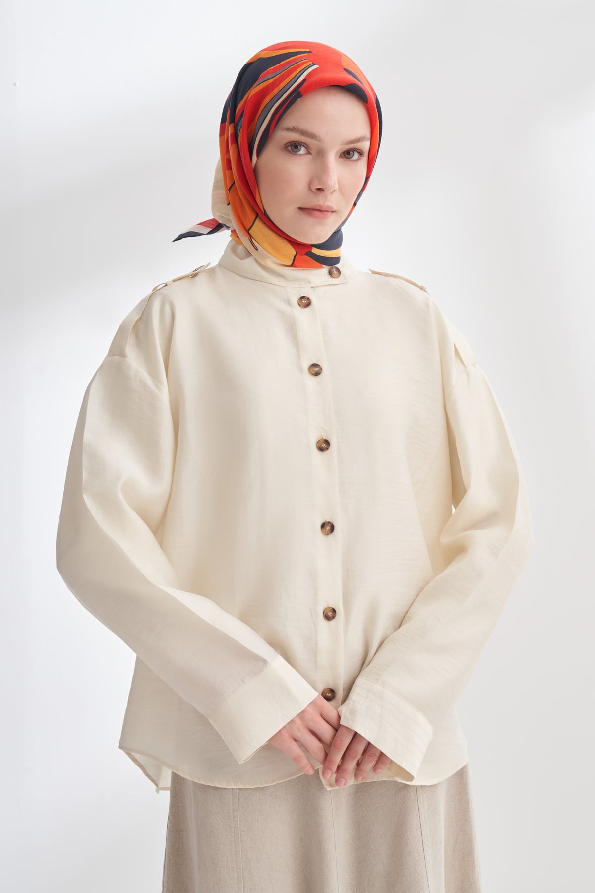 FLORAL MUSE DESEN THE TENCEL EDIT EŞARP - LACİVERT - KIRMIZI