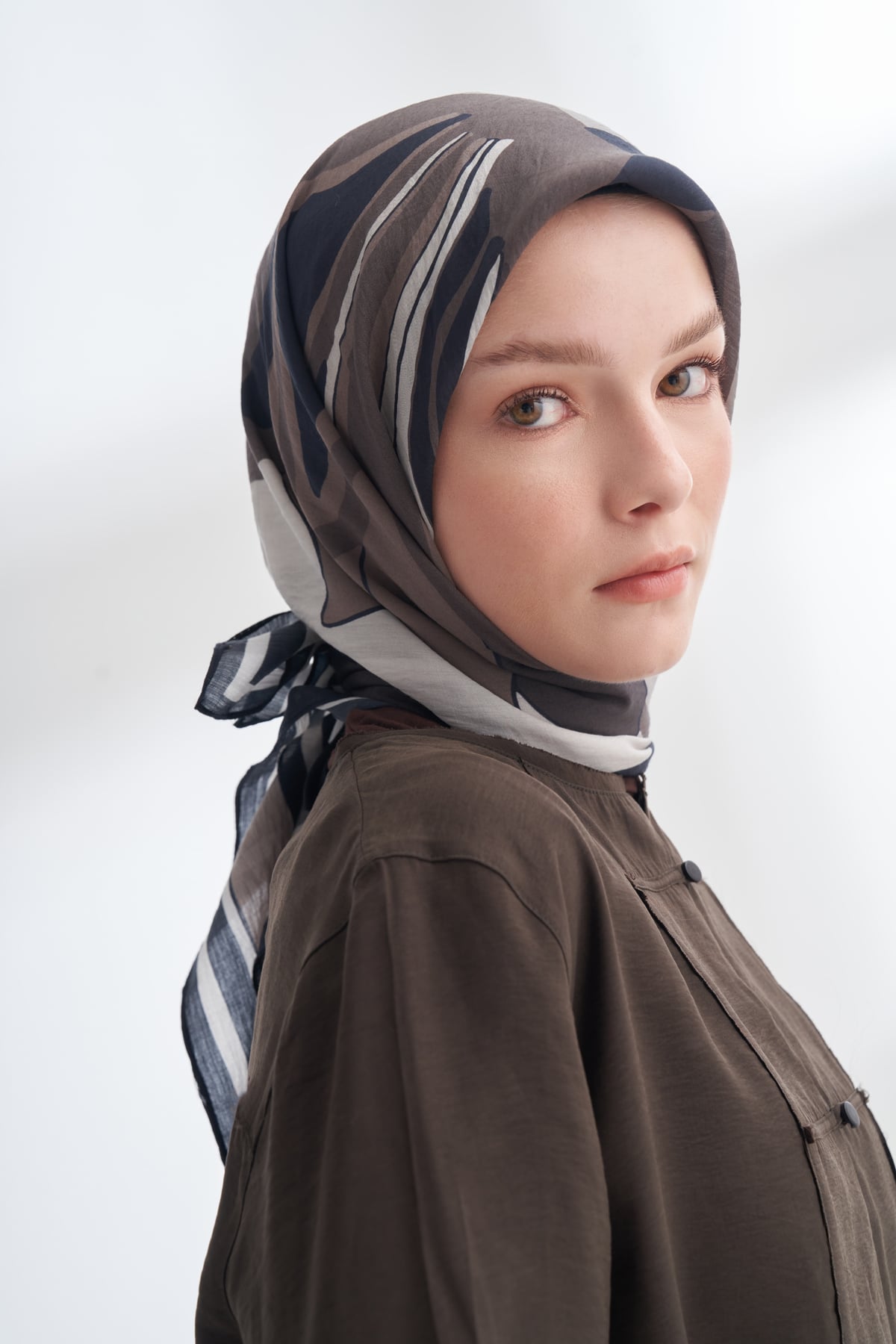 FLORAL MUSE DESEN THE TENCEL EDIT EŞARP  - LACİVERT - DUMAN