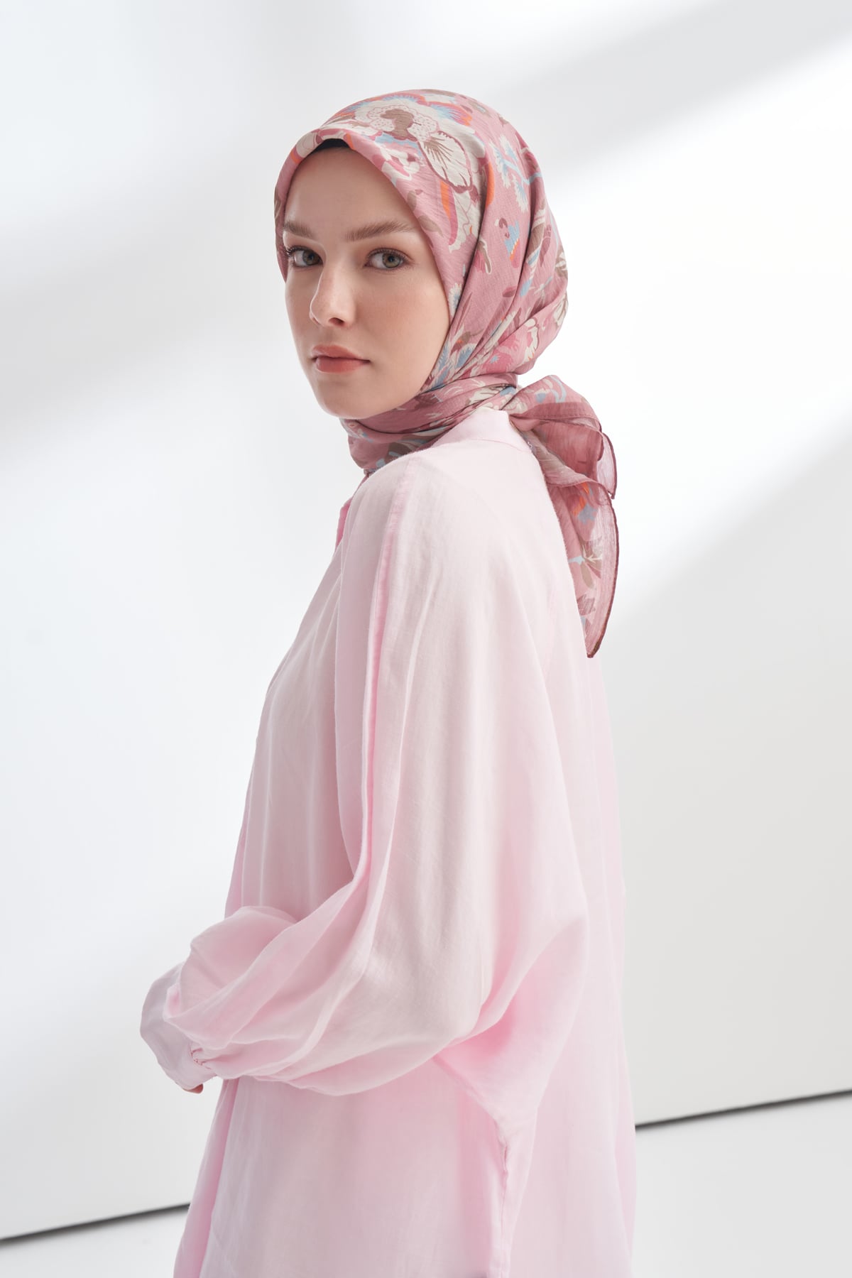 GARDEN MELODY DESEN THE TENCEL EDIT EŞARP - PUDRA