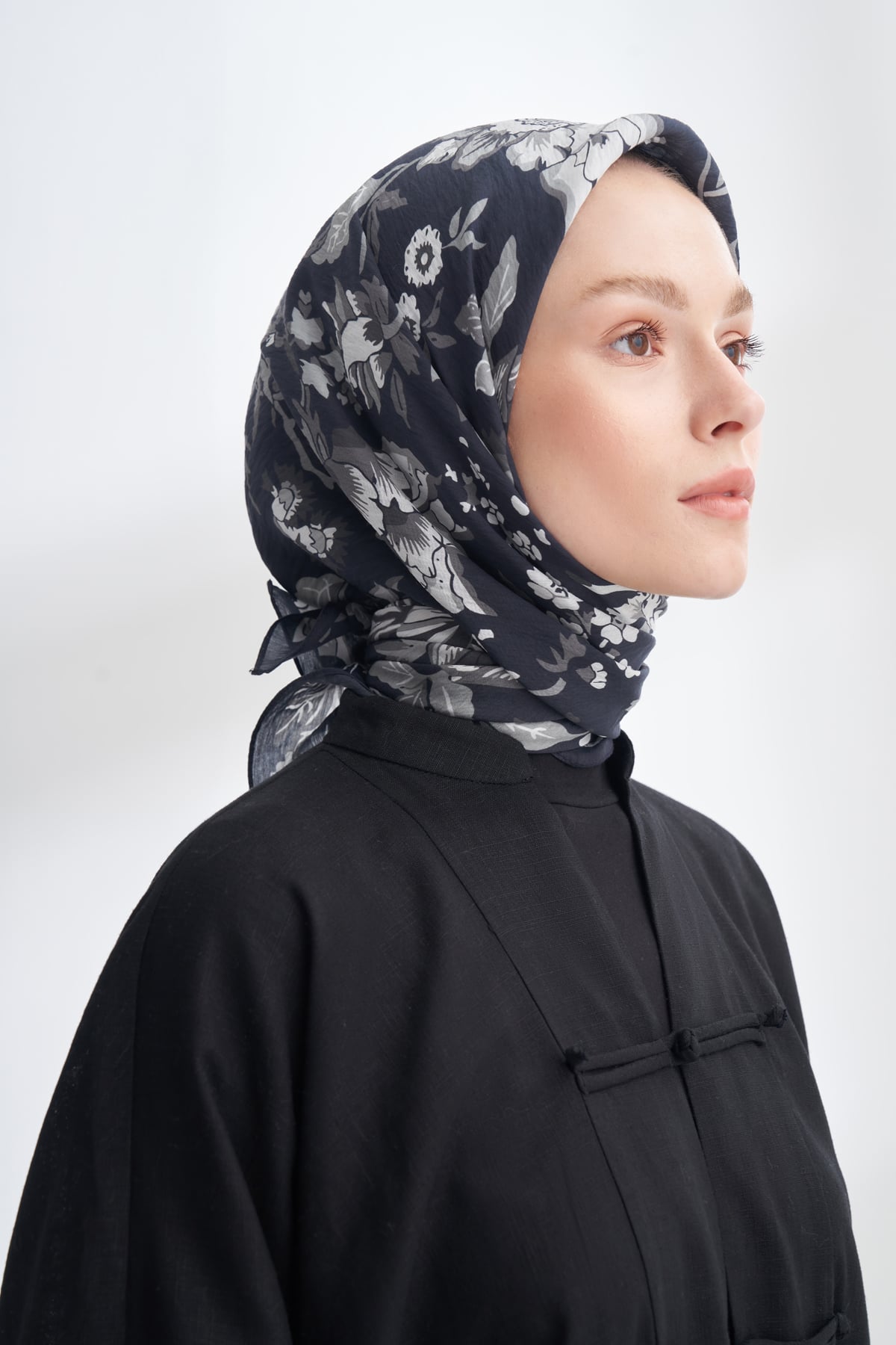GARDEN MELODY DESEN THE TENCEL EDIT EŞARP - SİYAH