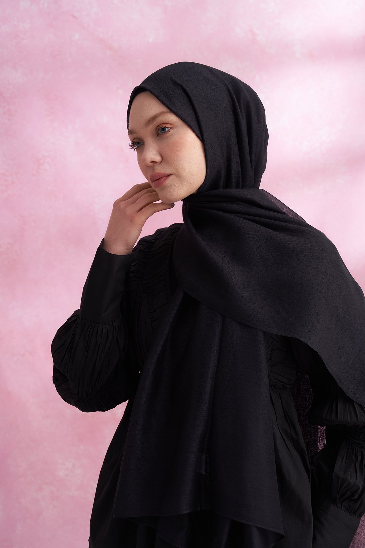 İPEKLİ DEGRADE ŞAL - SİYAH