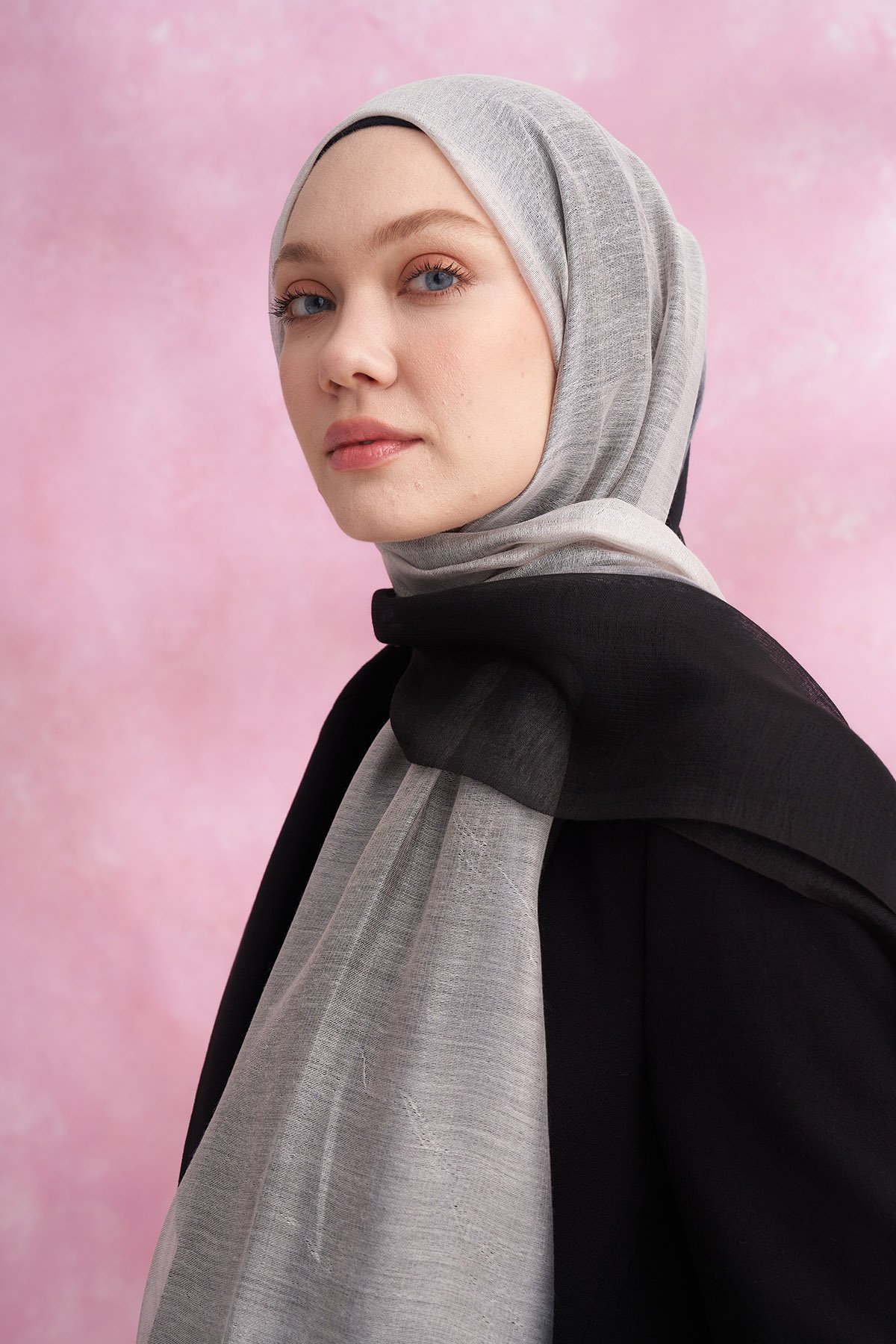 İPEKLİ DEGRADE ŞAL - SİYAH - GRİ