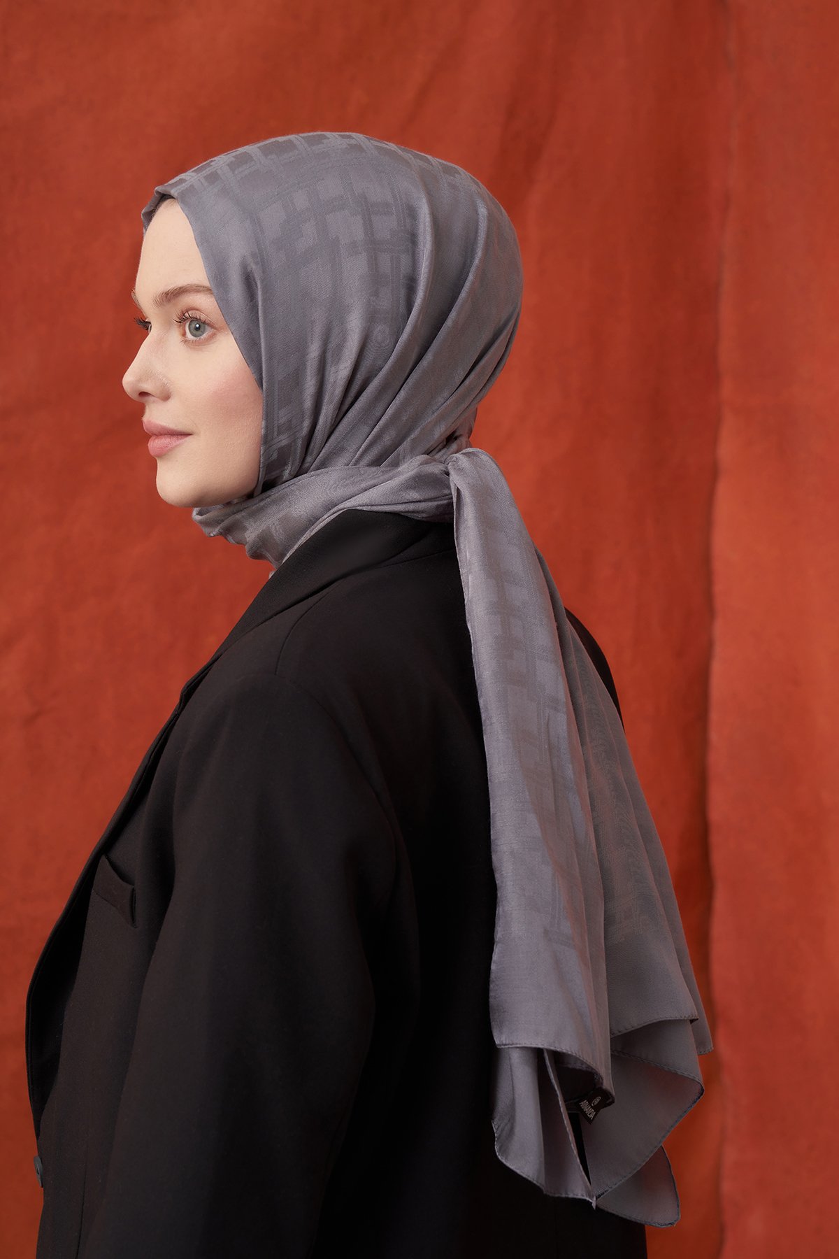 İTALYAN JAKAR BLOK DESEN ŞAL -  FÜME