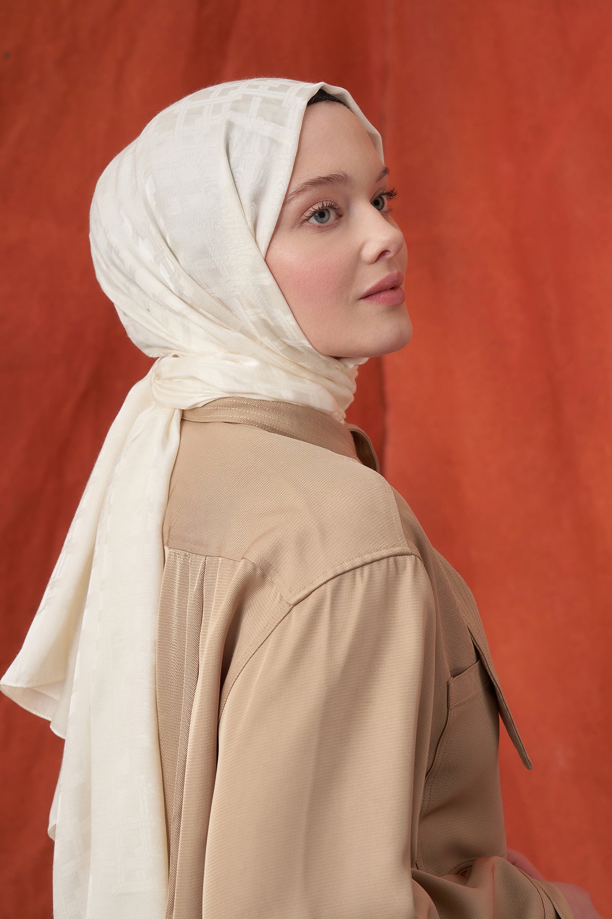 İTALYAN JAKAR BLOK DESEN ŞAL -  KREM