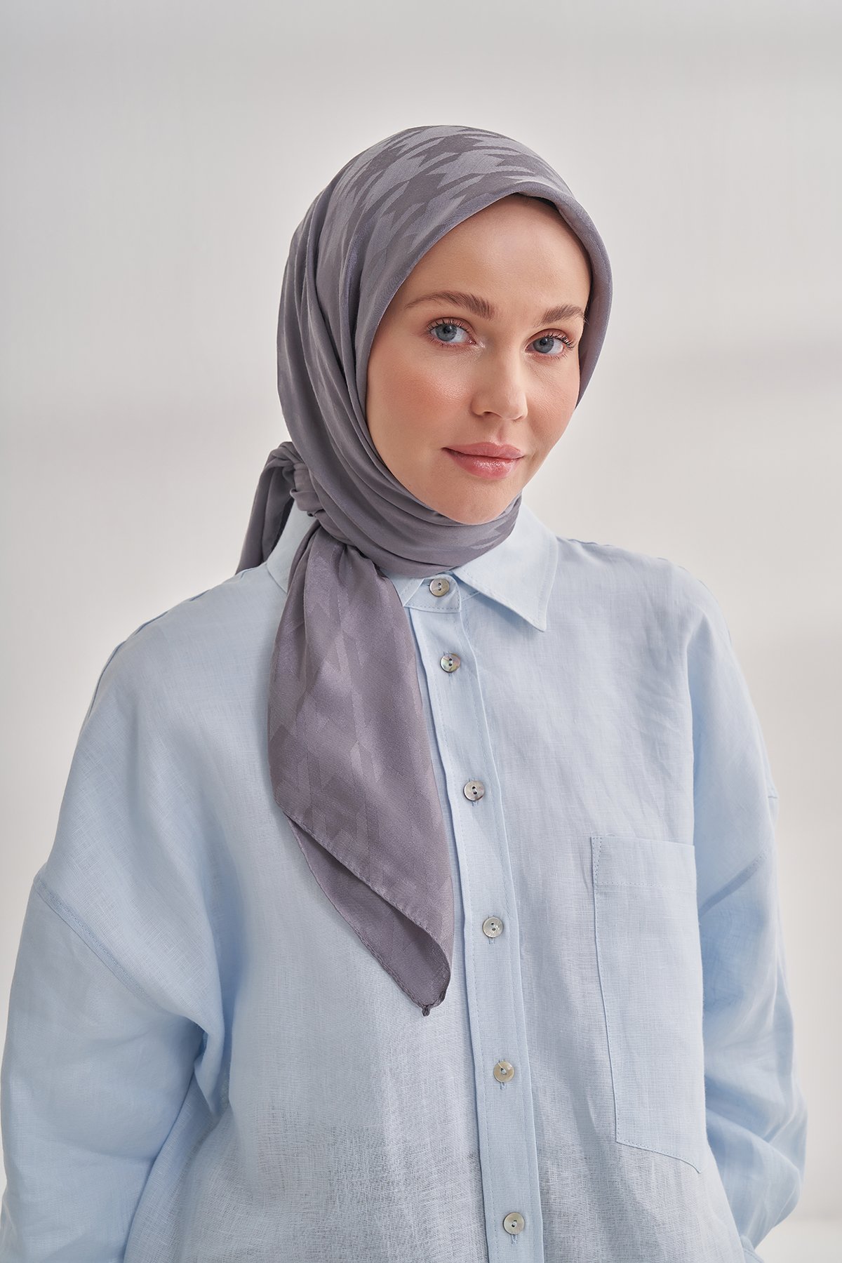 İTALYAN JAKAR KAZAYAĞI DESEN EŞARP - FÜME