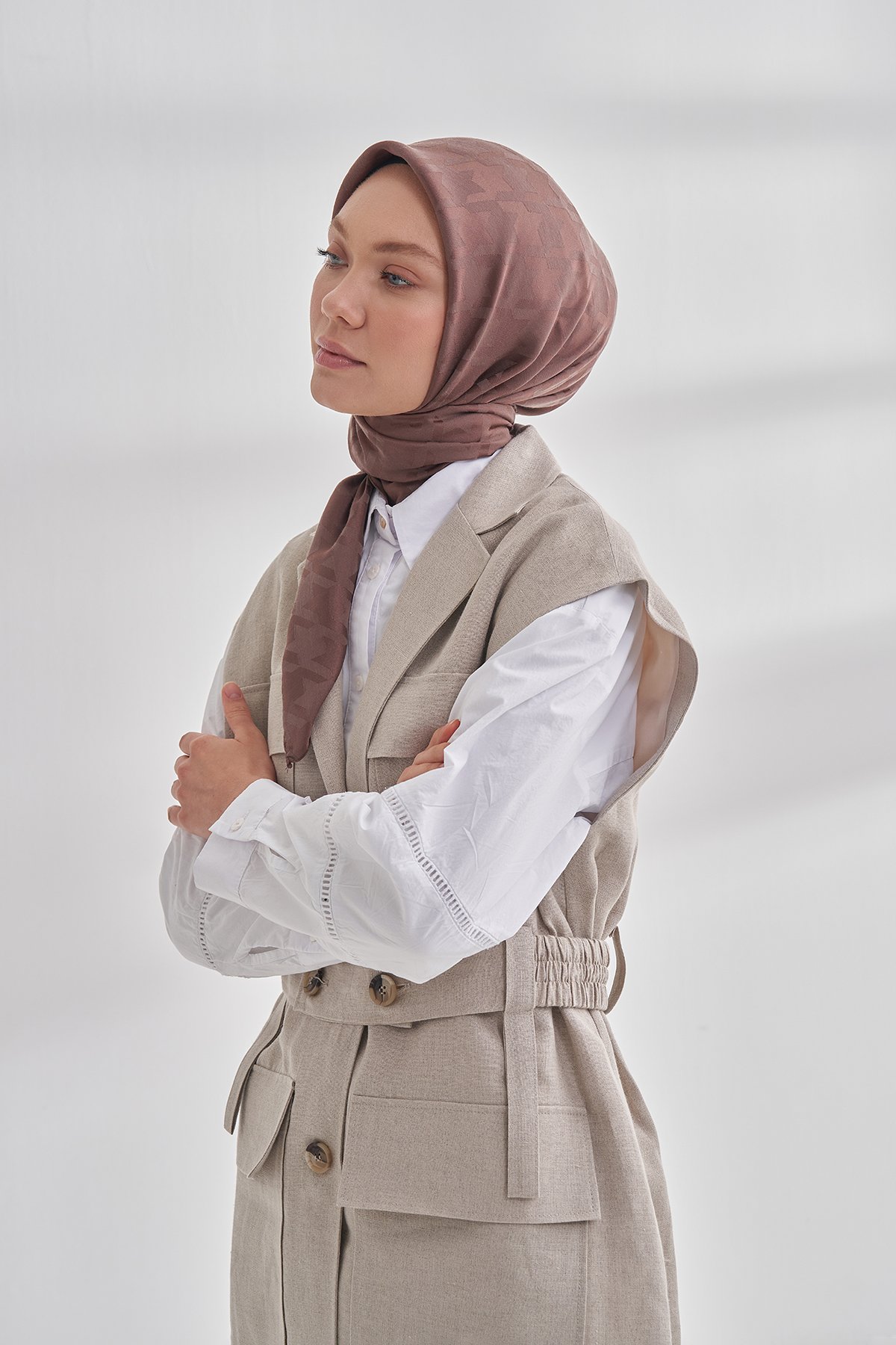 İTALYAN JAKAR KAZAYAĞI DESEN EŞARP - KAHVE