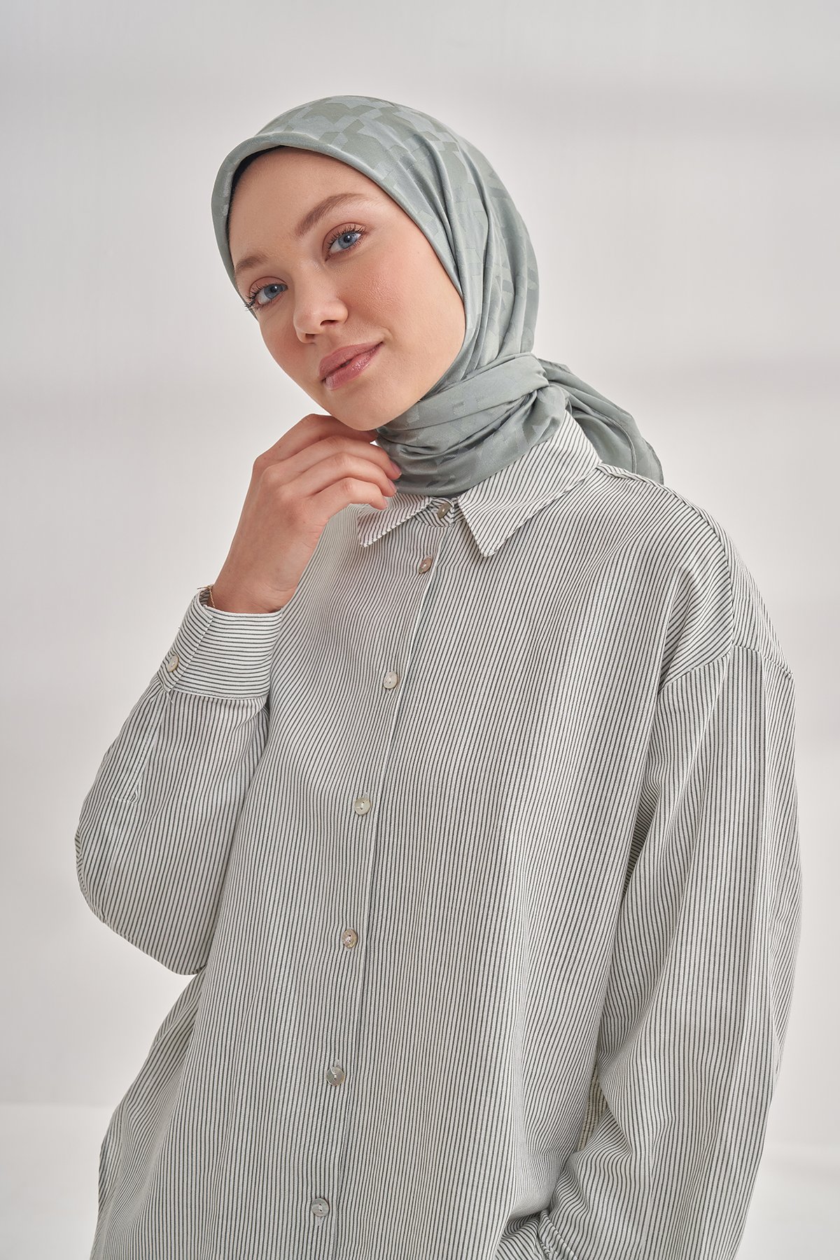 İTALYAN JAKAR KAZAYAĞI DESEN EŞARP - KETEN YEŞİLİ