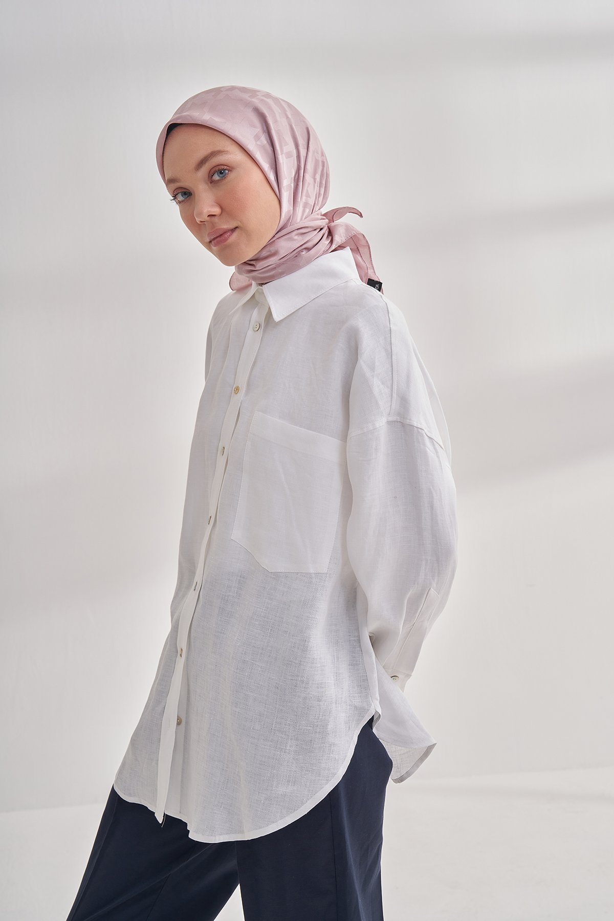 İTALYAN JAKAR KAZAYAĞI DESEN EŞARP - PUDRA