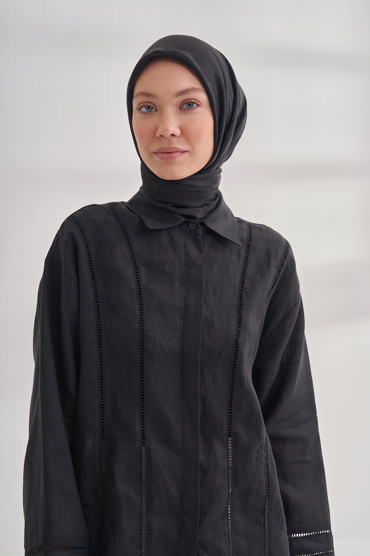 İTALYAN JAKAR KAZAYAĞI DESEN EŞARP - SİYAH