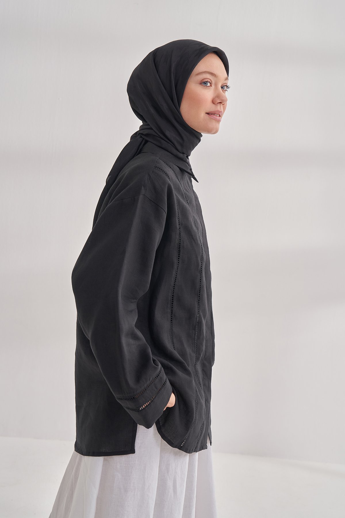 İTALYAN JAKAR KAZAYAĞI DESEN EŞARP - SİYAH