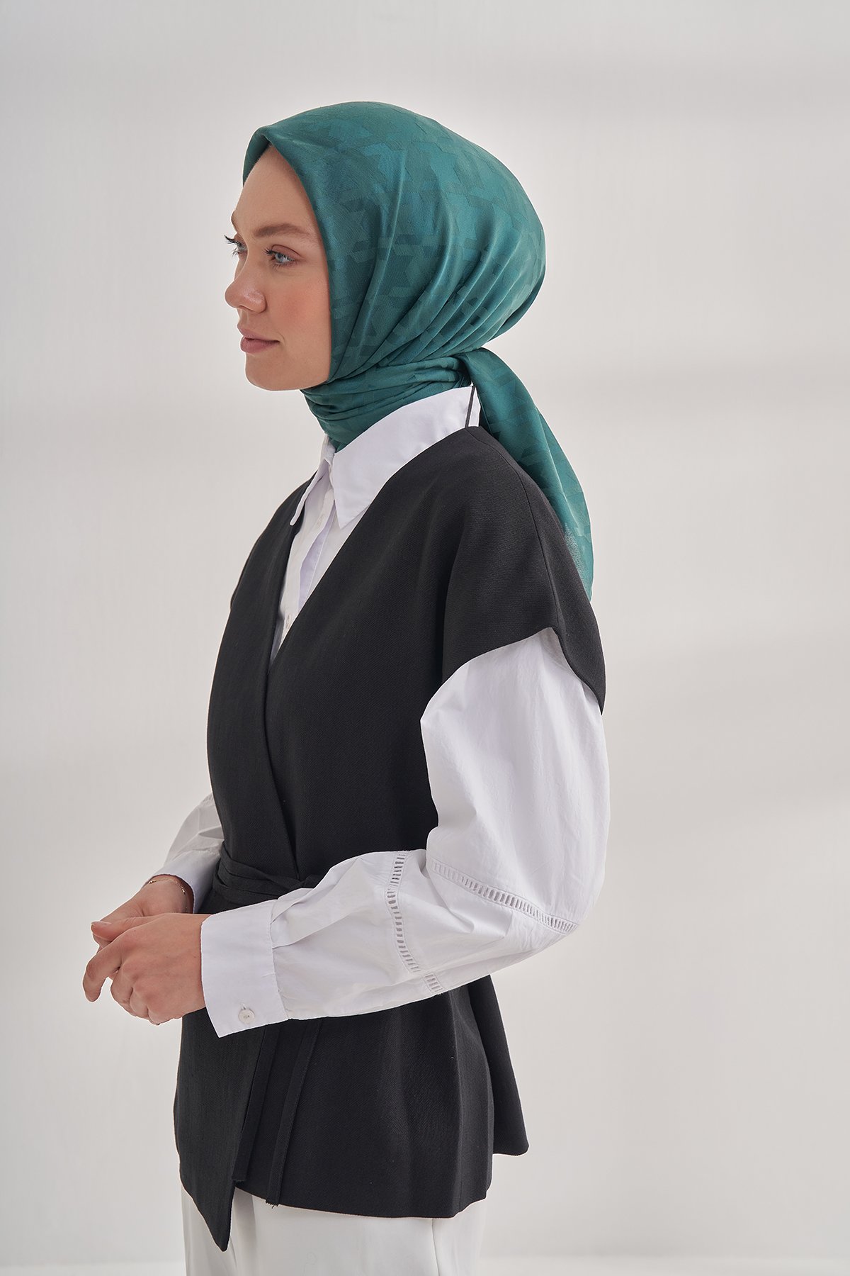 İTALYAN JAKAR KAZAYAĞI DESEN EŞARP - ZÜMRÜT