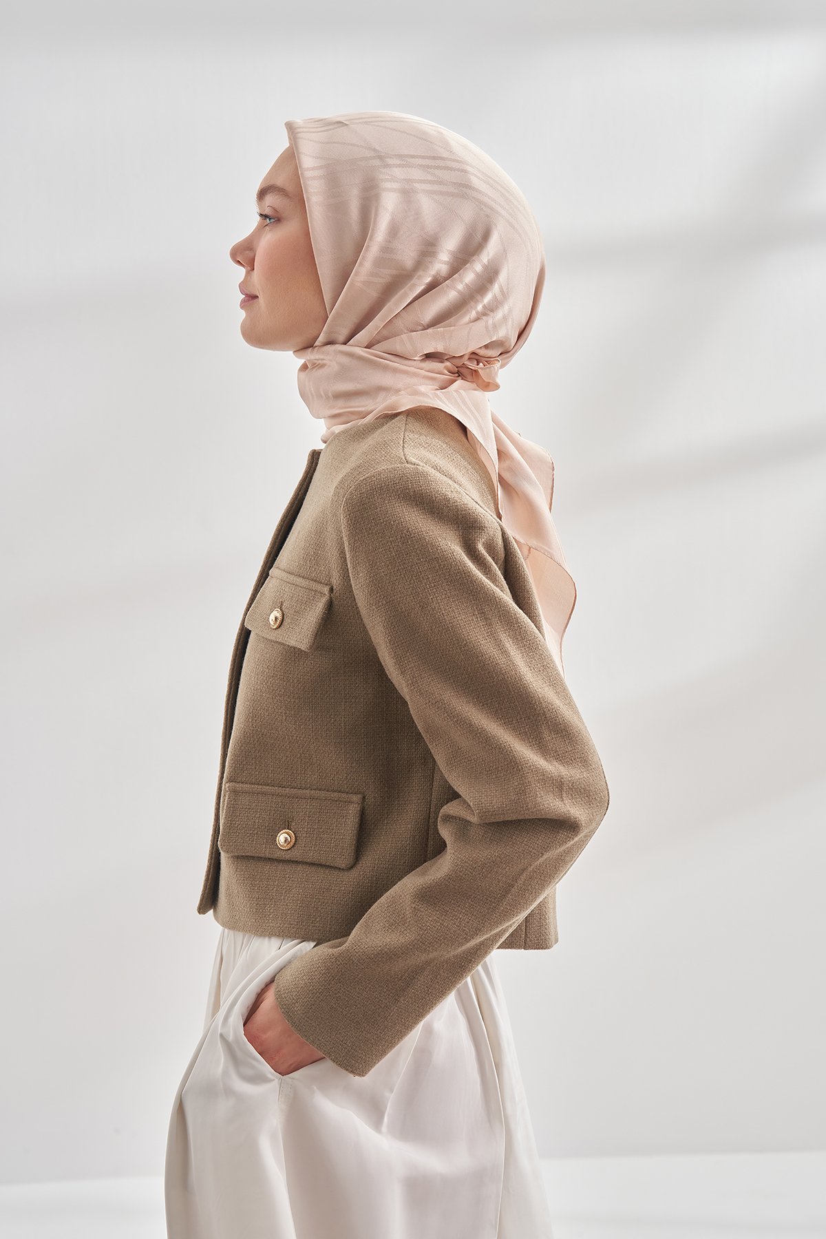 İTALYAN JAKAR ŞERİT DESEN EŞARP - BEJ