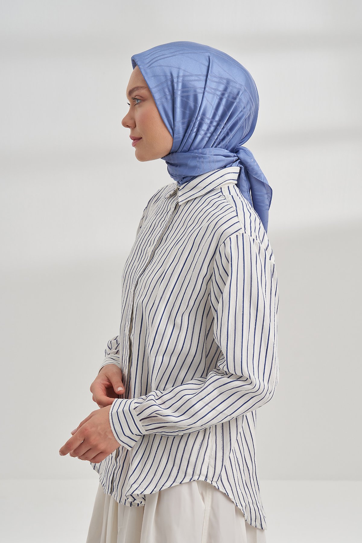 İTALYAN JAKAR ŞERİT DESEN EŞARP - İNDİGO