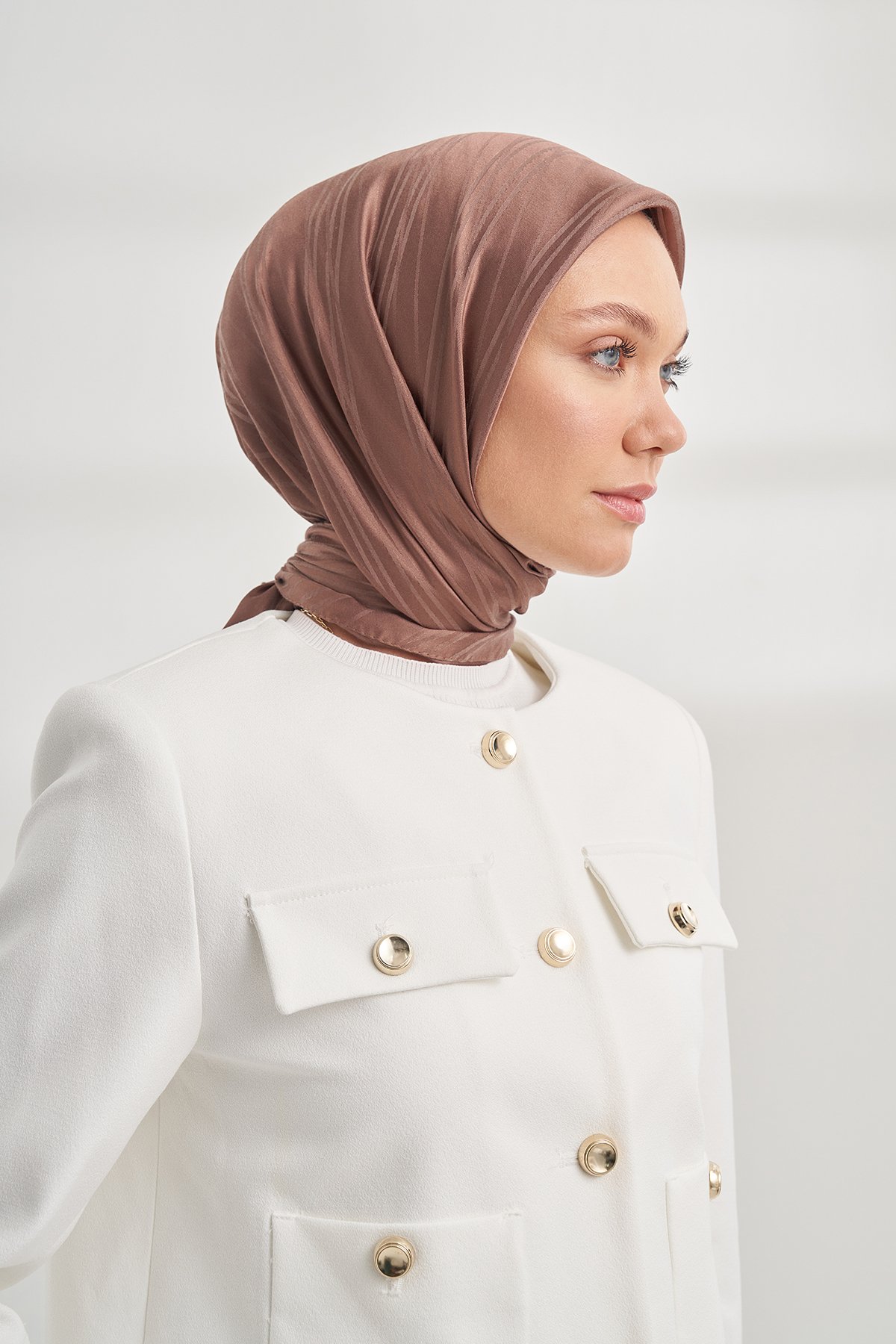 İTALYAN JAKAR ŞERİT DESEN EŞARP - KAHVE