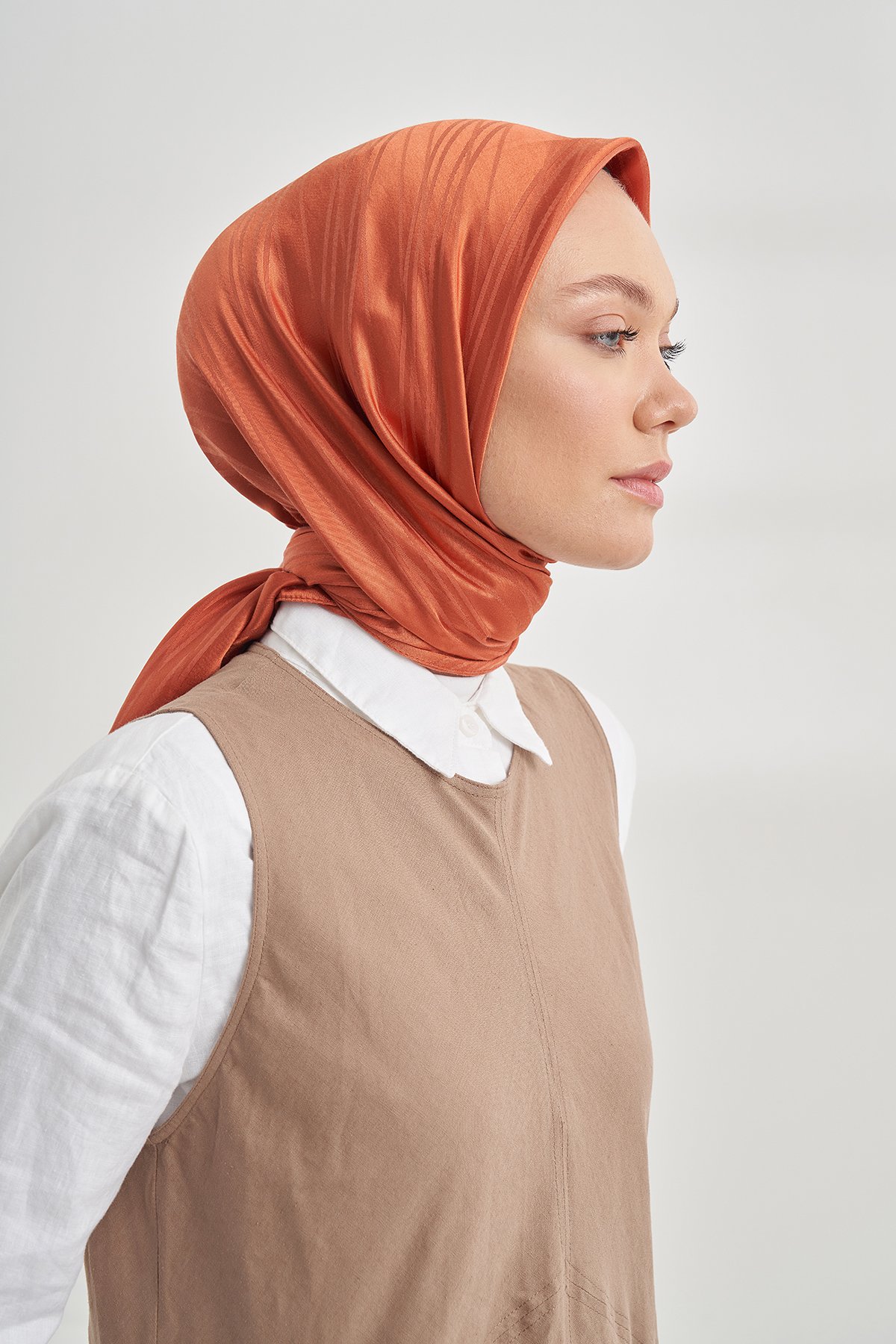 İTALYAN JAKAR ŞERİT DESEN EŞARP - KİREMİT