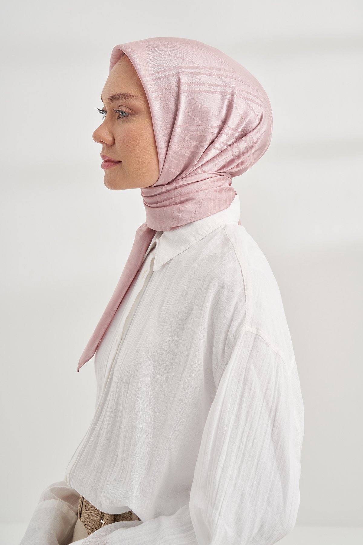 İTALYAN JAKAR ŞERİT DESEN EŞARP - PUDRA