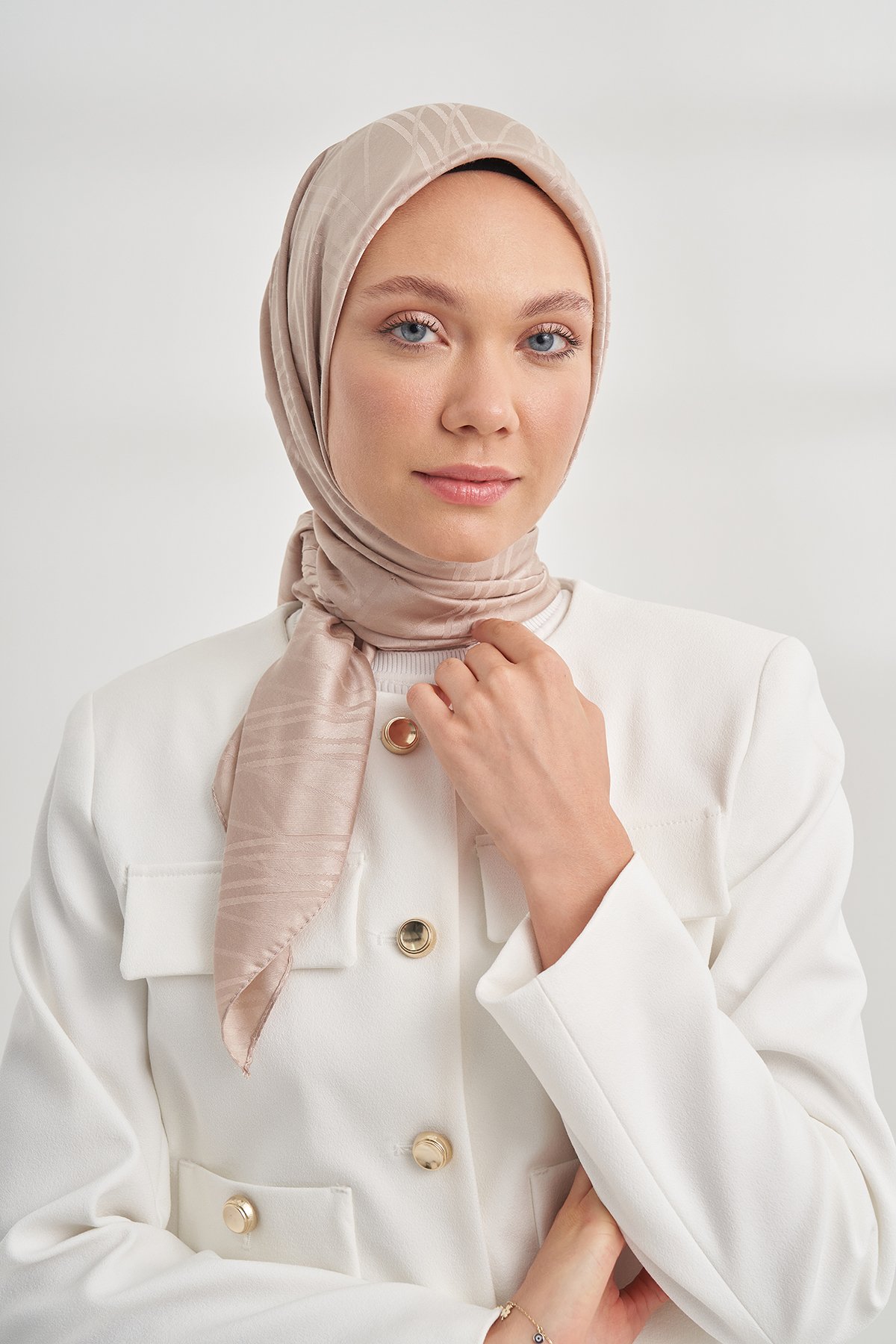 İTALYAN JAKAR ŞERİT DESEN EŞARP - VİZON