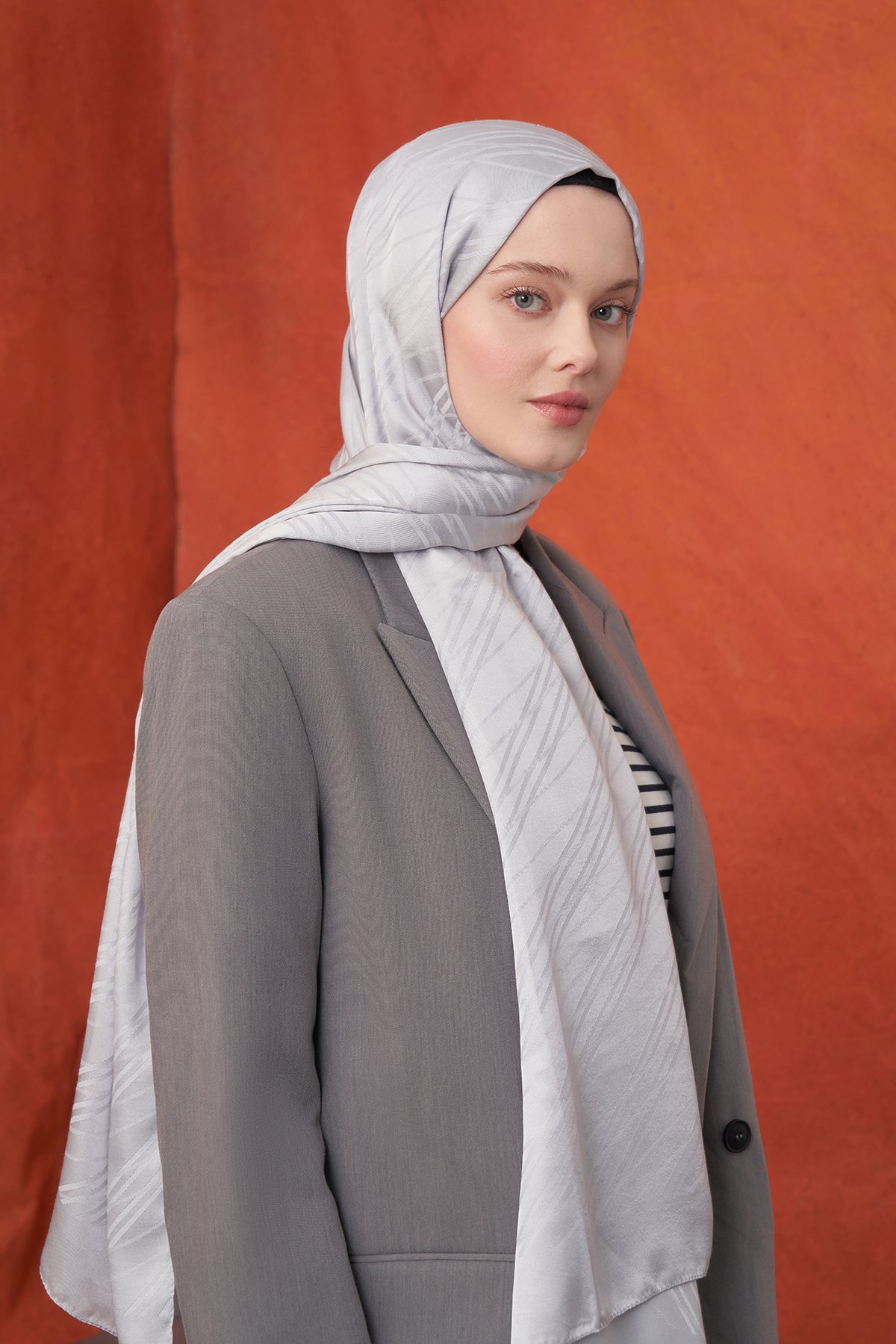 İTALYAN JAKAR ŞERİT DESEN ŞAL -  GÜMÜŞ