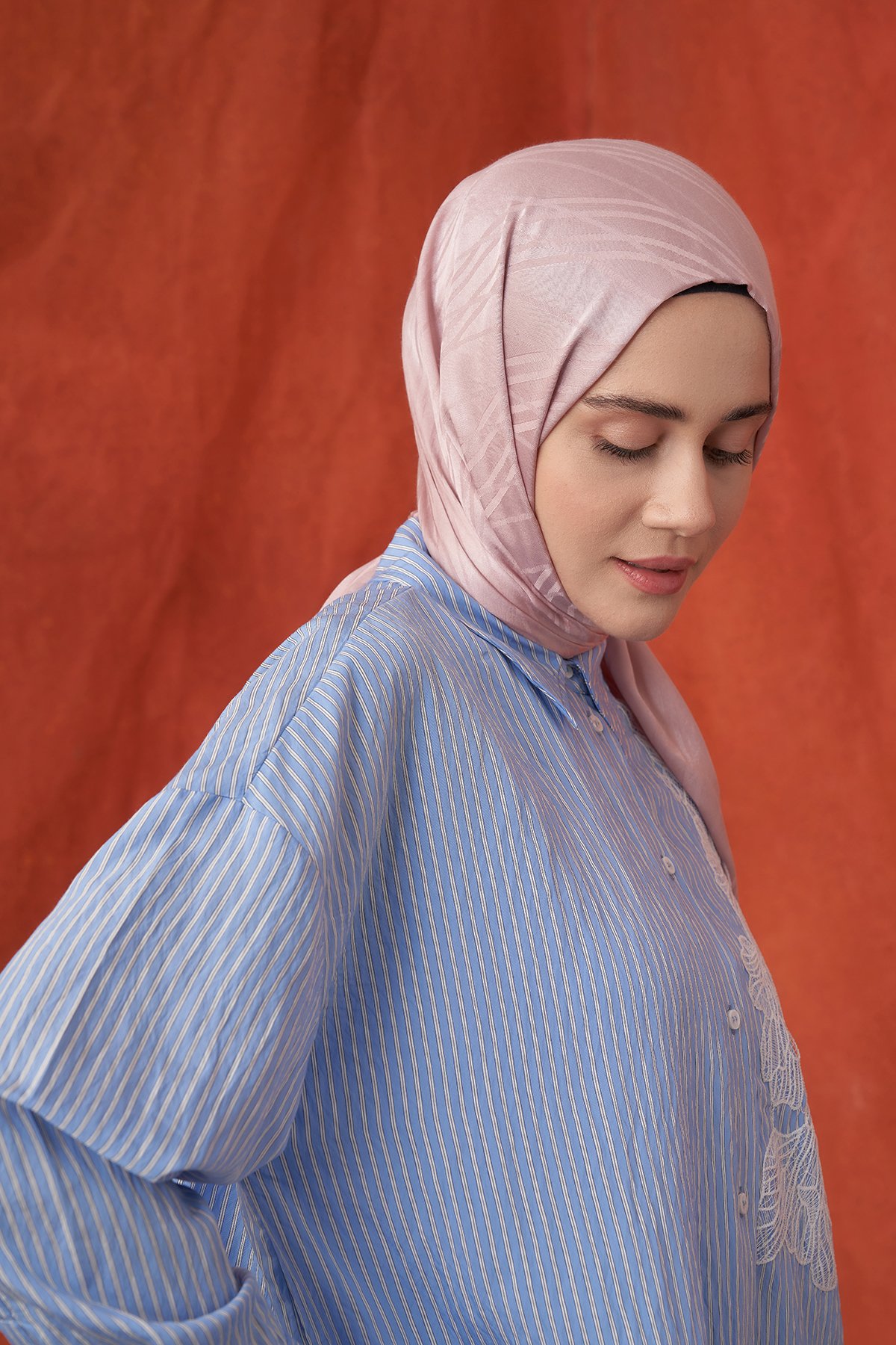 İTALYAN JAKAR ŞERİT DESEN ŞAL -  PUDRA