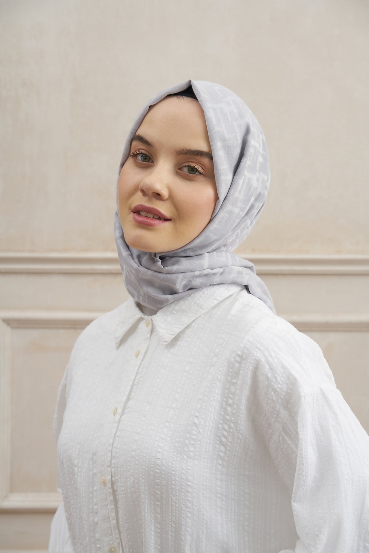 KARE DESEN ŞAL - GÜMÜŞ