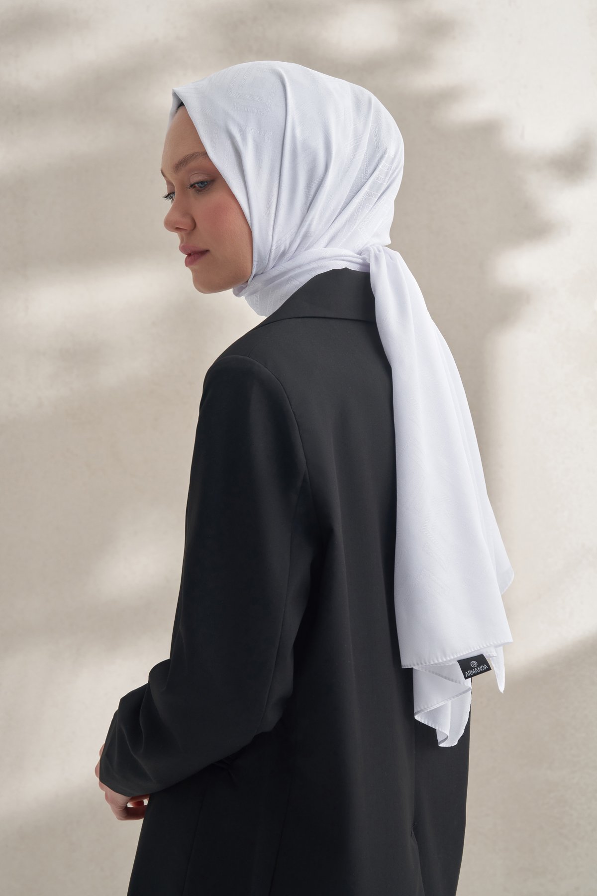 KREP JAKAR KRİSTAL DESEN ŞAL - KIRIK BEYAZ