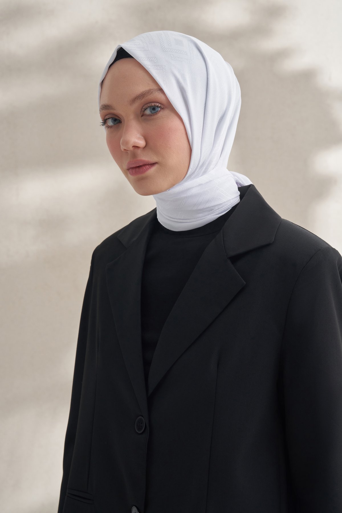 KREP JAKAR KRİSTAL DESEN ŞAL - KIRIK BEYAZ