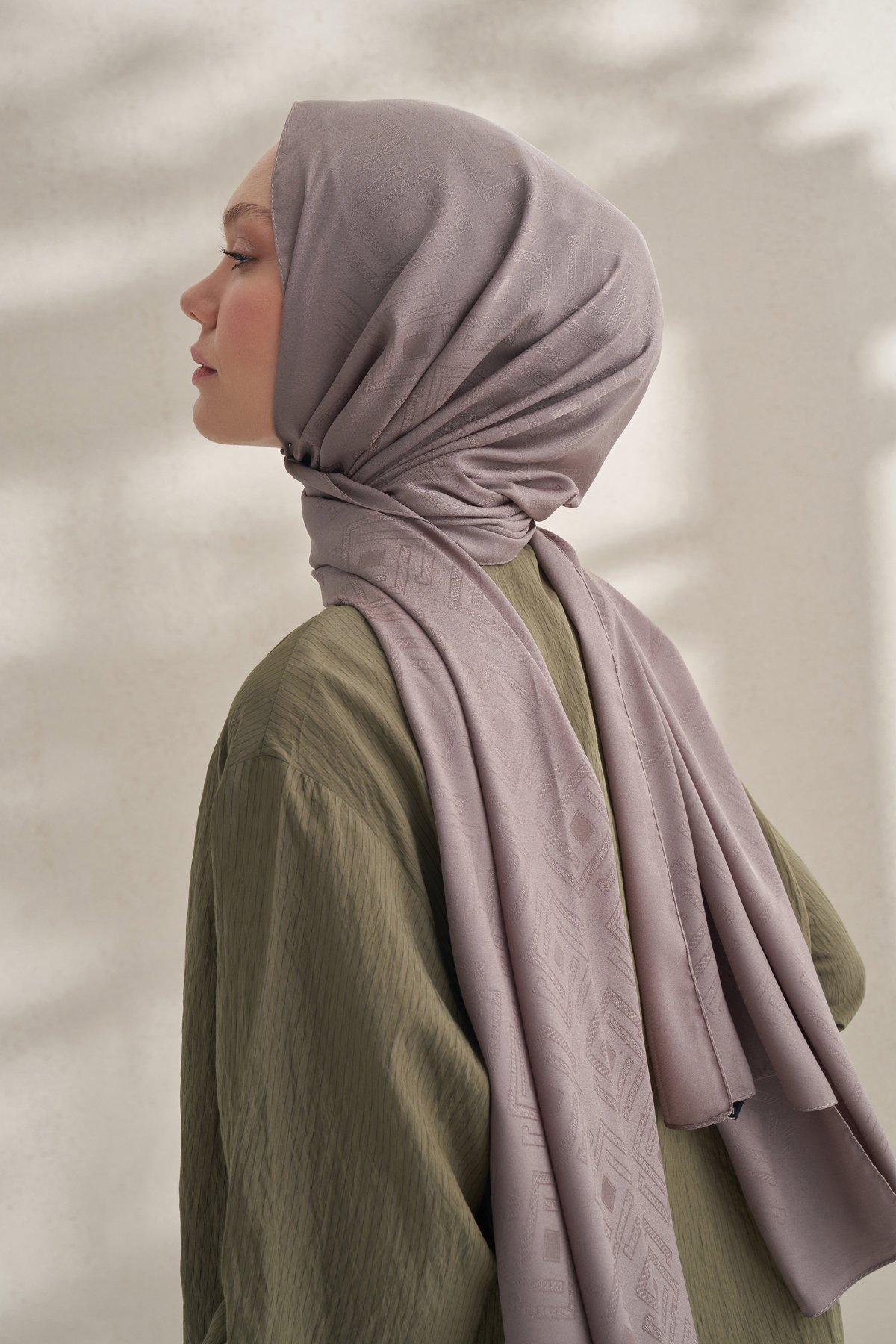 KREP JAKAR KRİSTAL DESEN ŞAL - VİZON