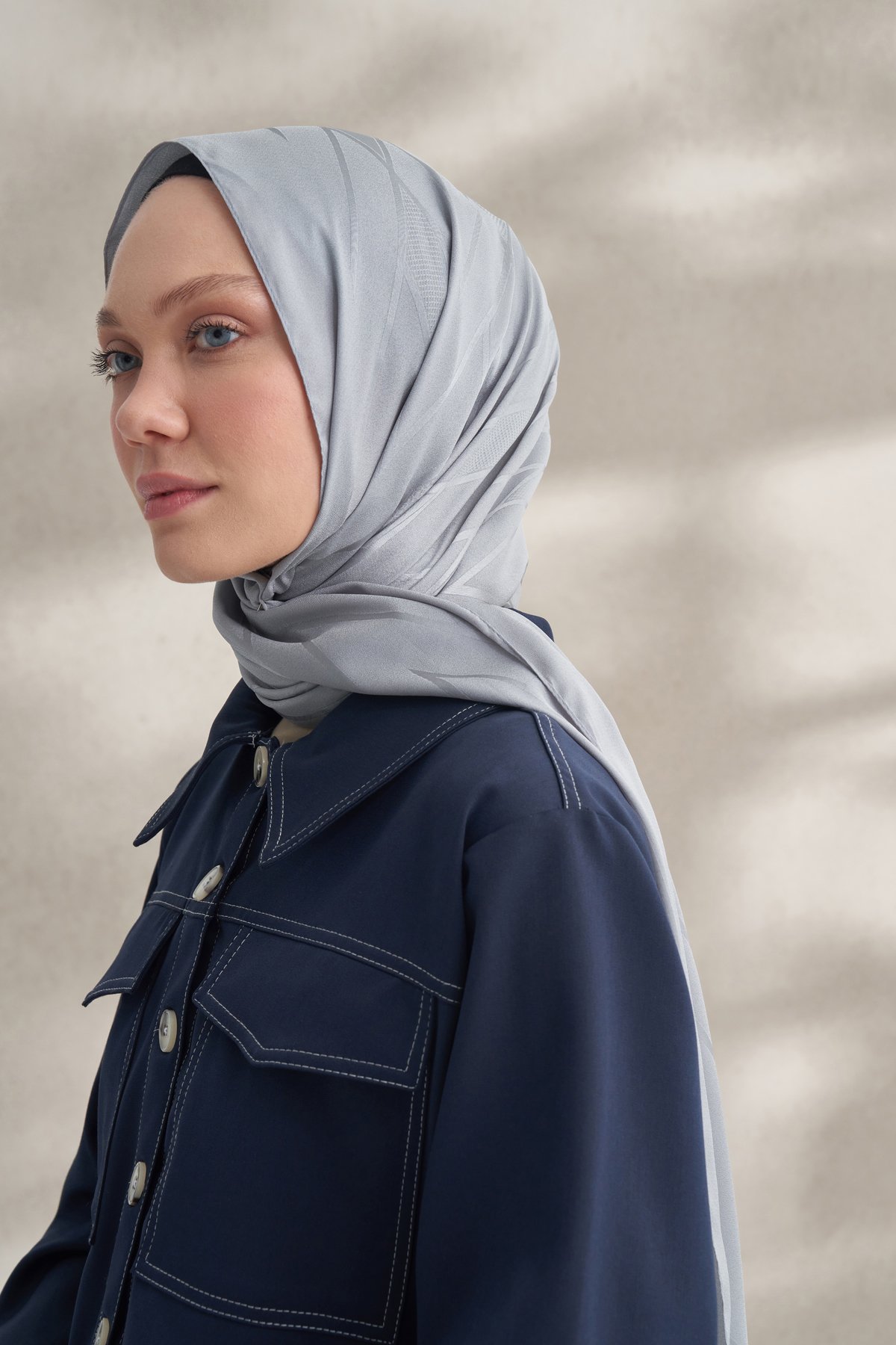 KREP JAKAR PRİZMA DESEN ŞAL -  GRİ