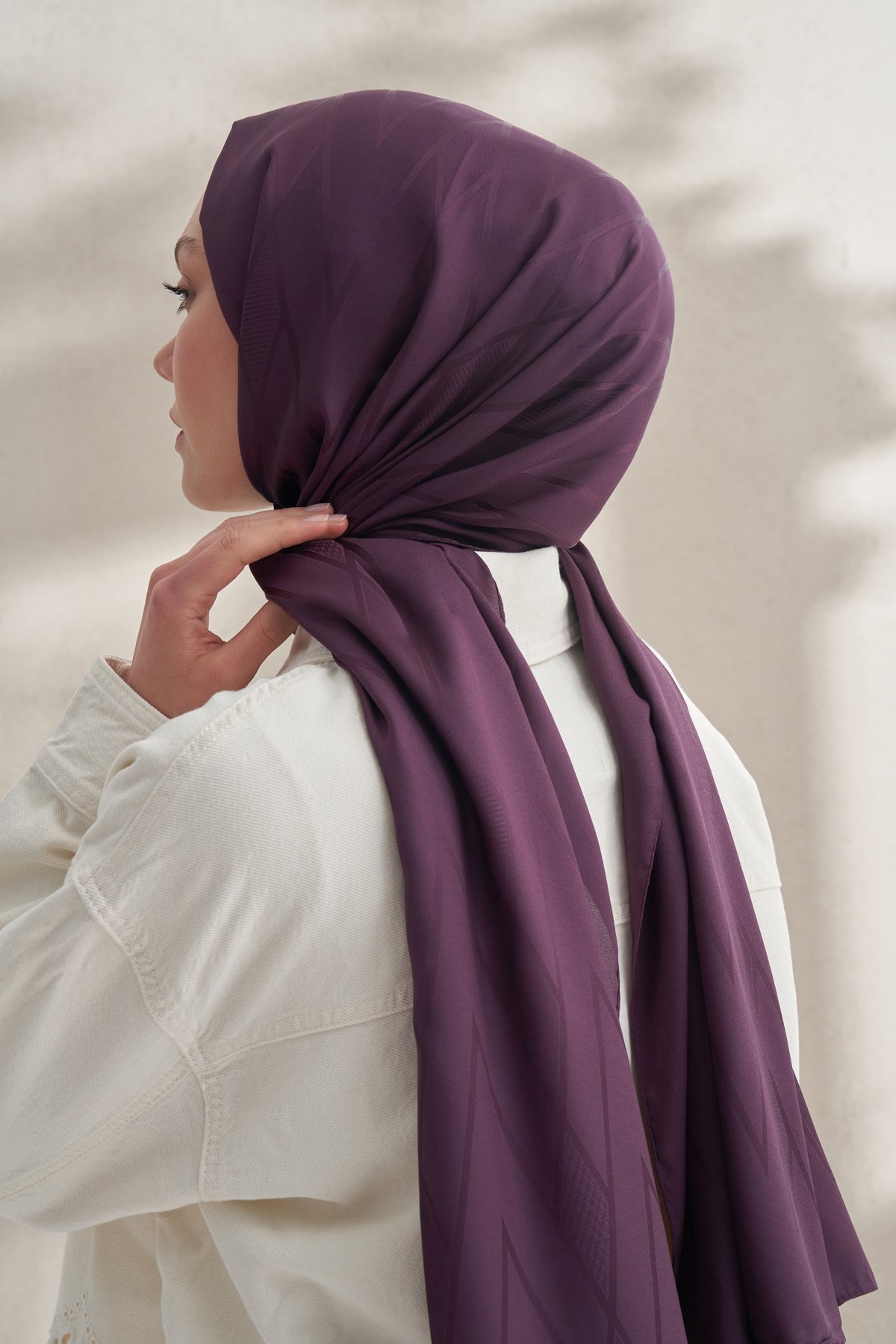 KREP JAKAR PRİZMA DESEN ŞAL -  MÜRDÜM