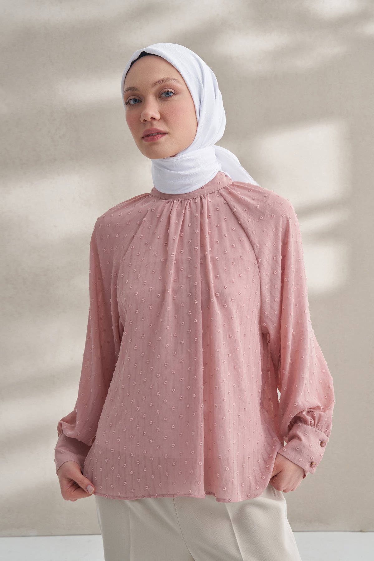 KREP JAKAR Q DESEN EŞARP -  KIRIK BEYAZ